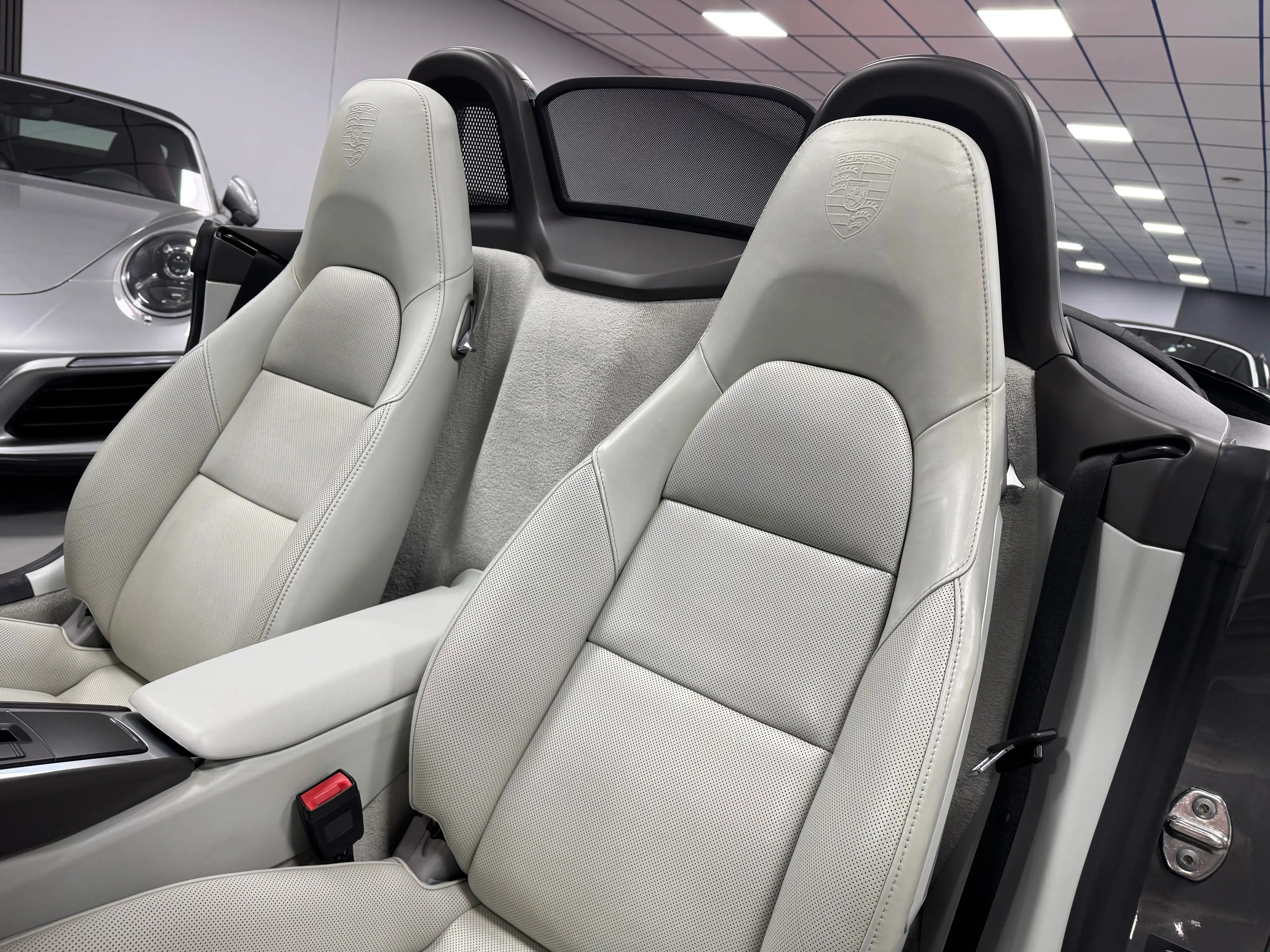 Porsche Boxster 2.7 Pdk Sport Design Exhaust Ja 20 Cuir Individual — photo 15