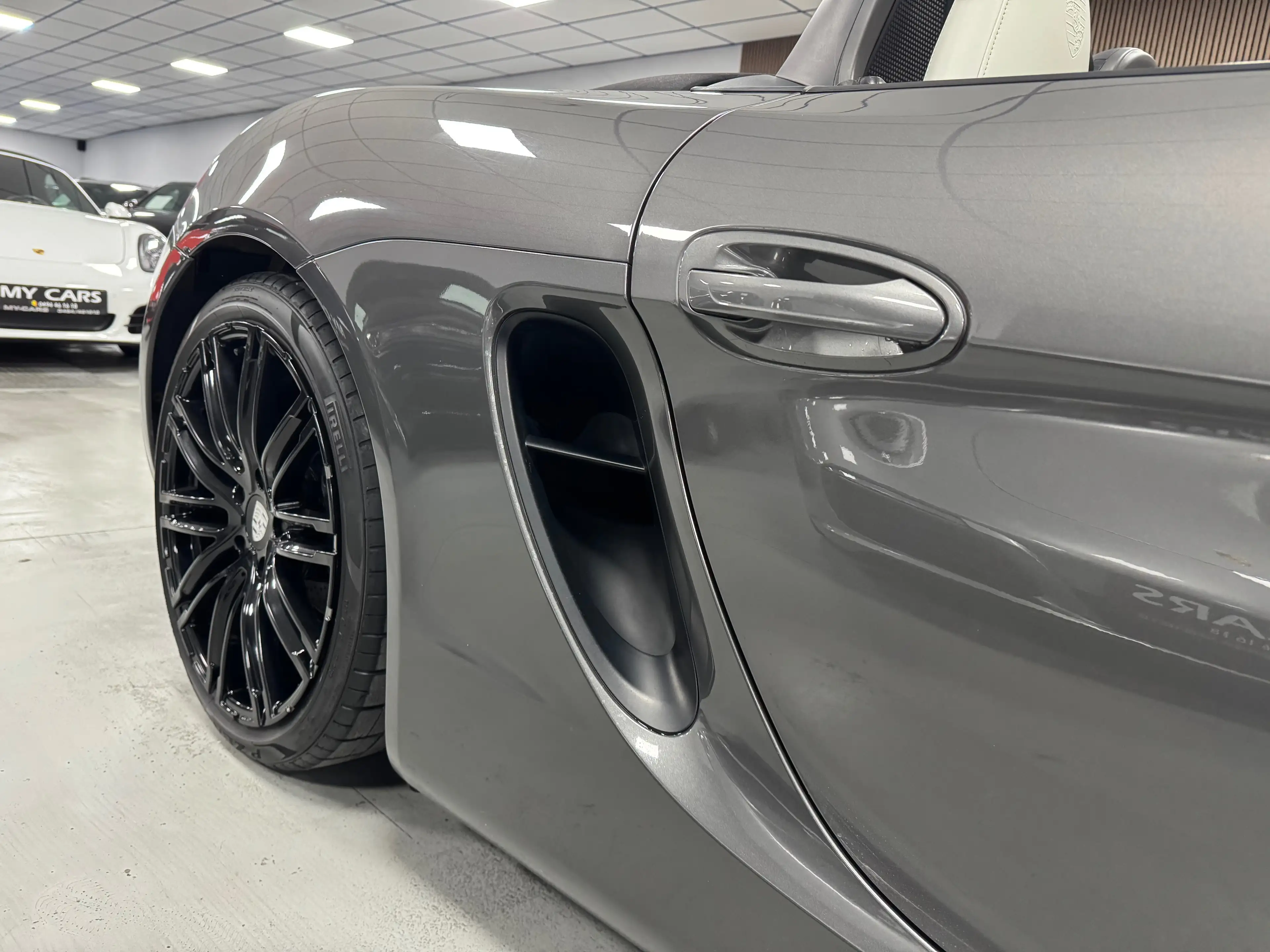 Porsche Boxster 2.7 Pdk Sport Design Exhaust Ja 20 Cuir Individual — photo 11