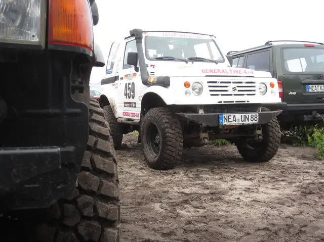 Suzuki SJ Samurai 1,6l-16V 6,4-VTG OME AIRLOCKER VA+HA Käfig HD..