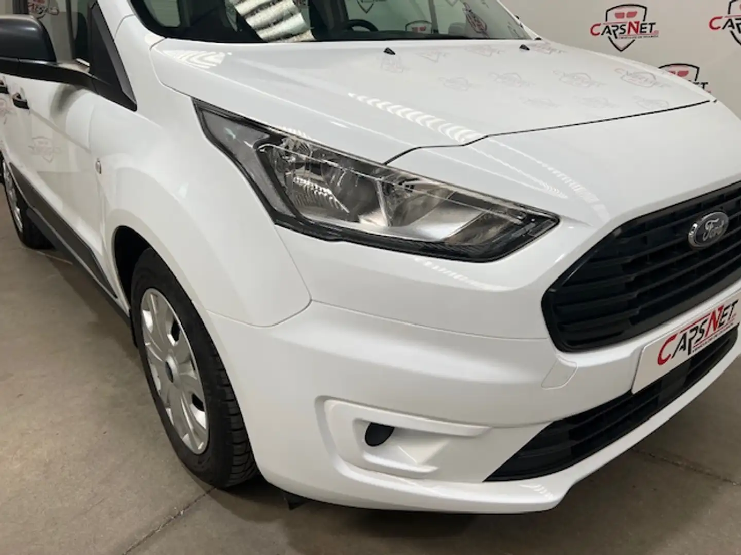 Ford Tourneo Connect 1.5TDCi Auto-S&S Trend 100 Beyaz - 2