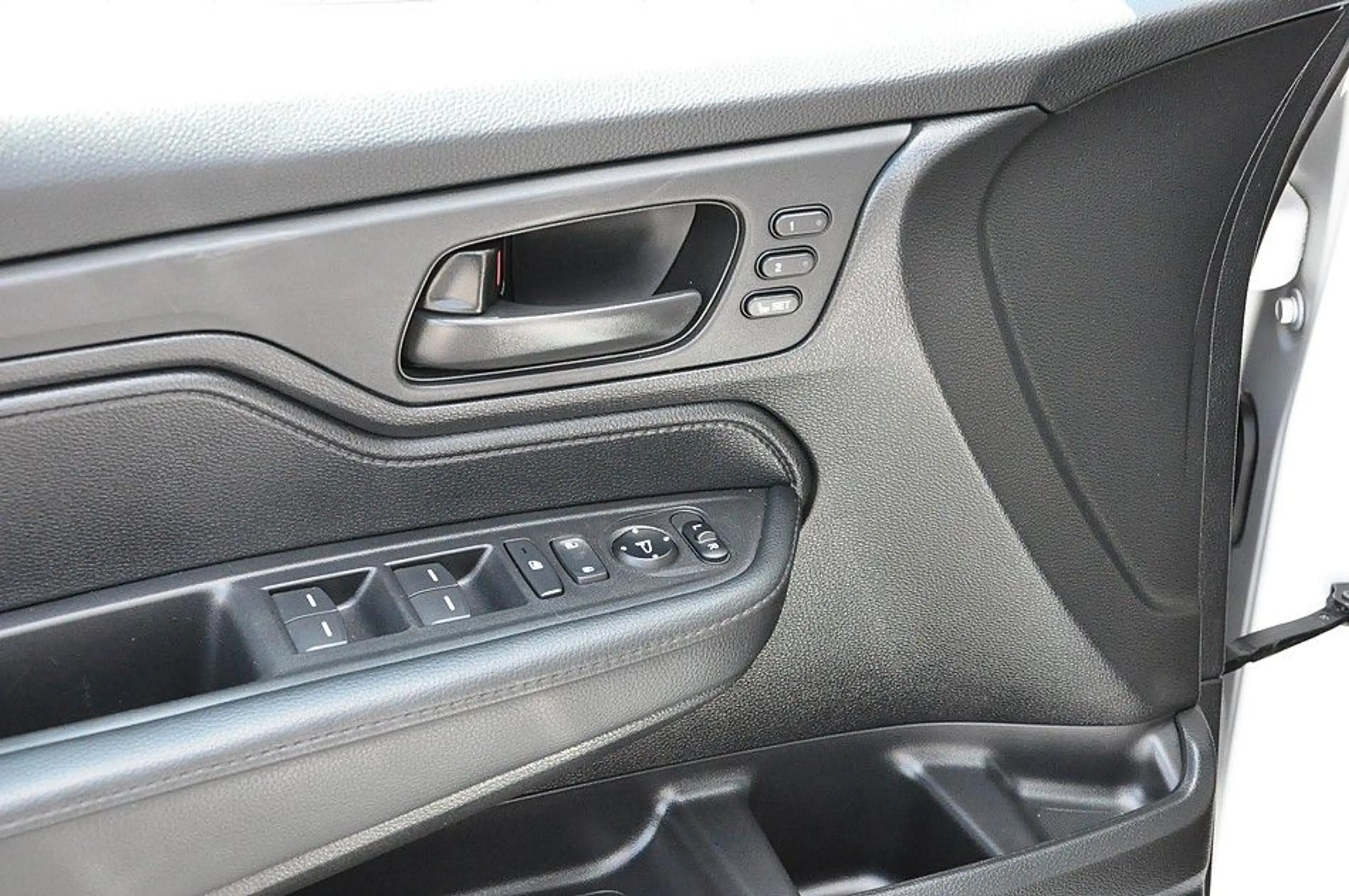Honda Odyssey 3.5L V6 2025 Ex-L — photo 18