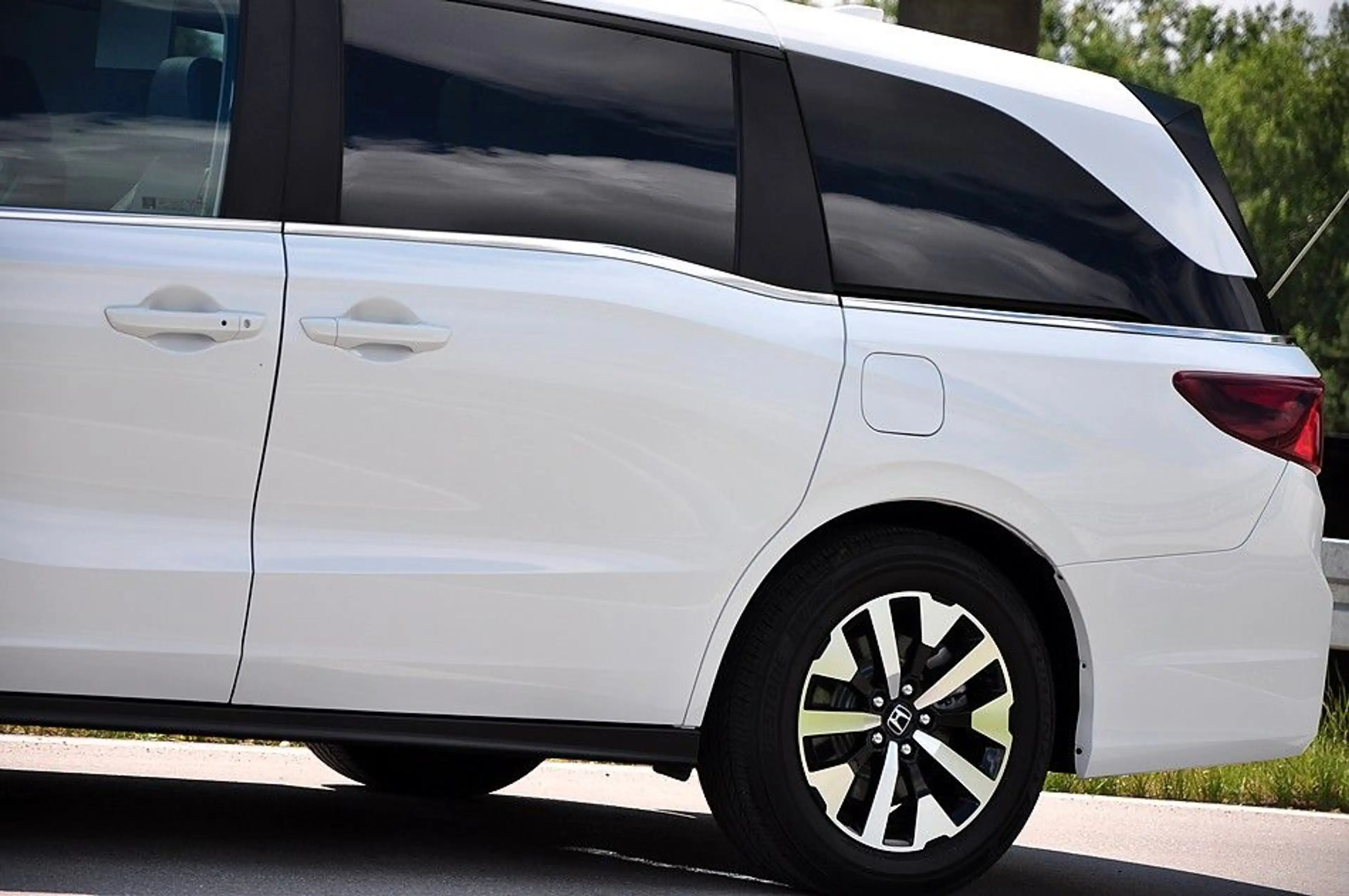 Honda Odyssey 3.5L V6 2025 Ex-L — photo 8