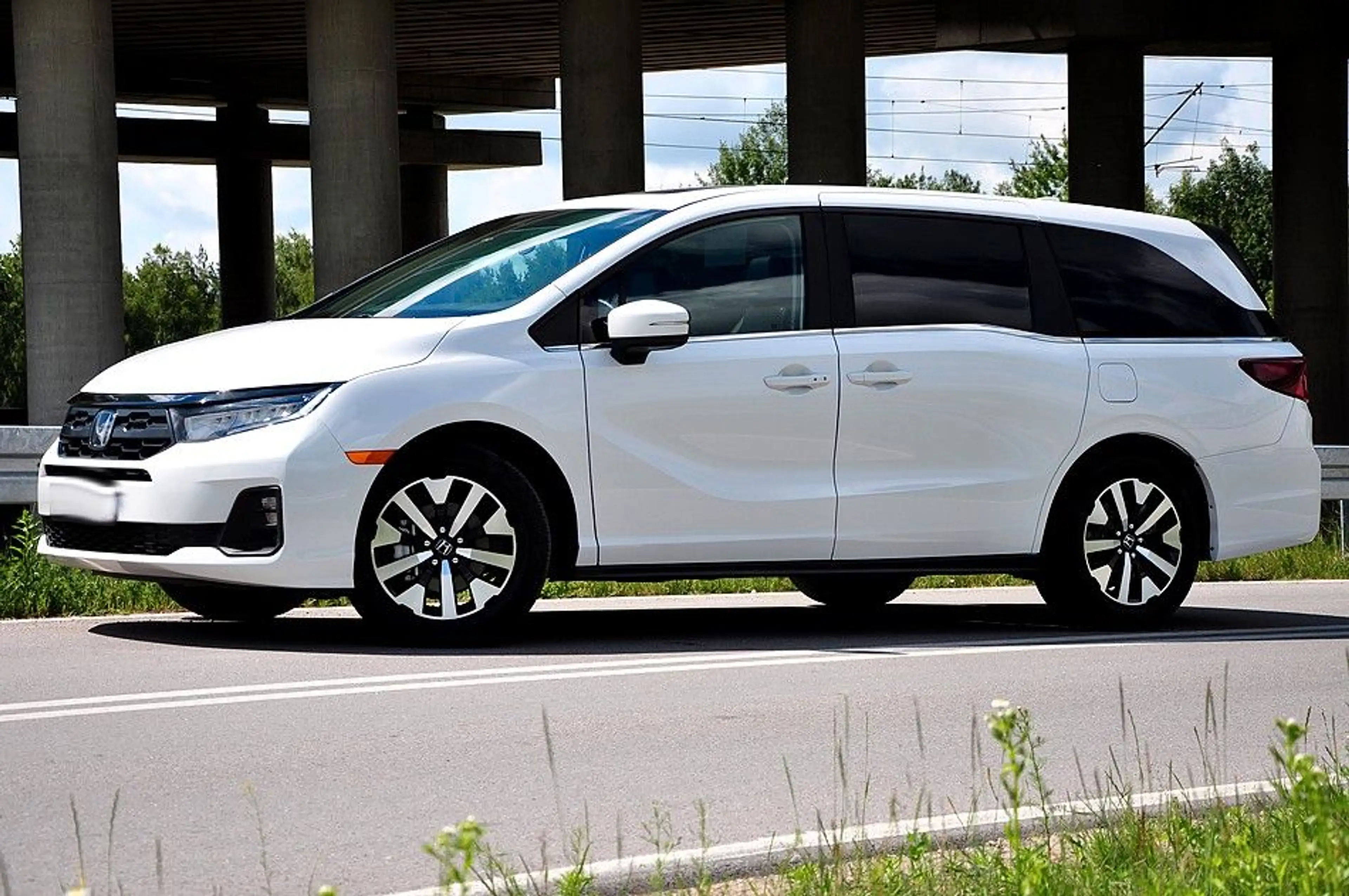 Honda Odyssey 3.5L V6 2025 Ex-L — photo 3