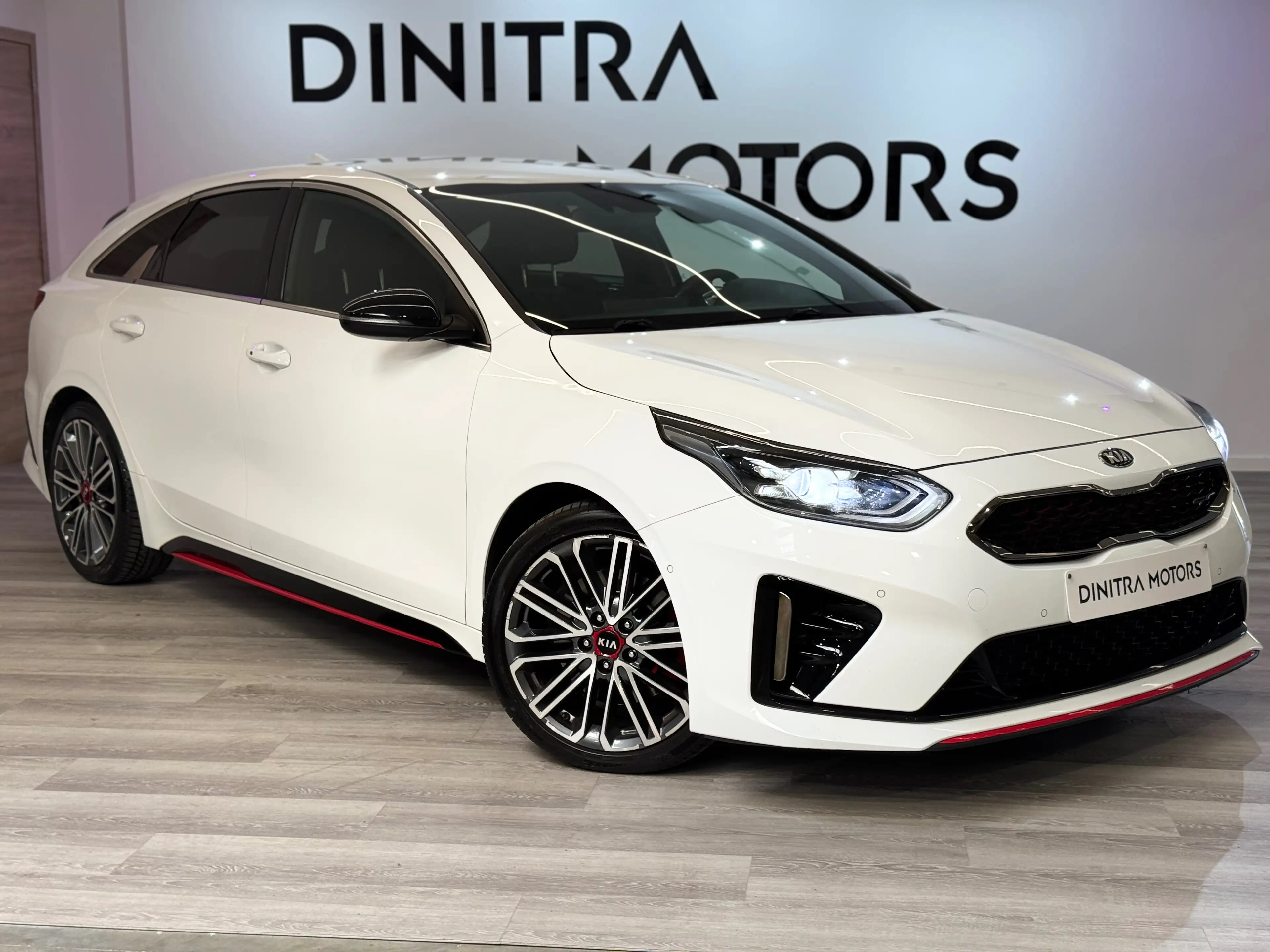 Kia ProCeed / pro_cee'd GT 1.6 - Carplay/Navi/LED/JBL/Memory