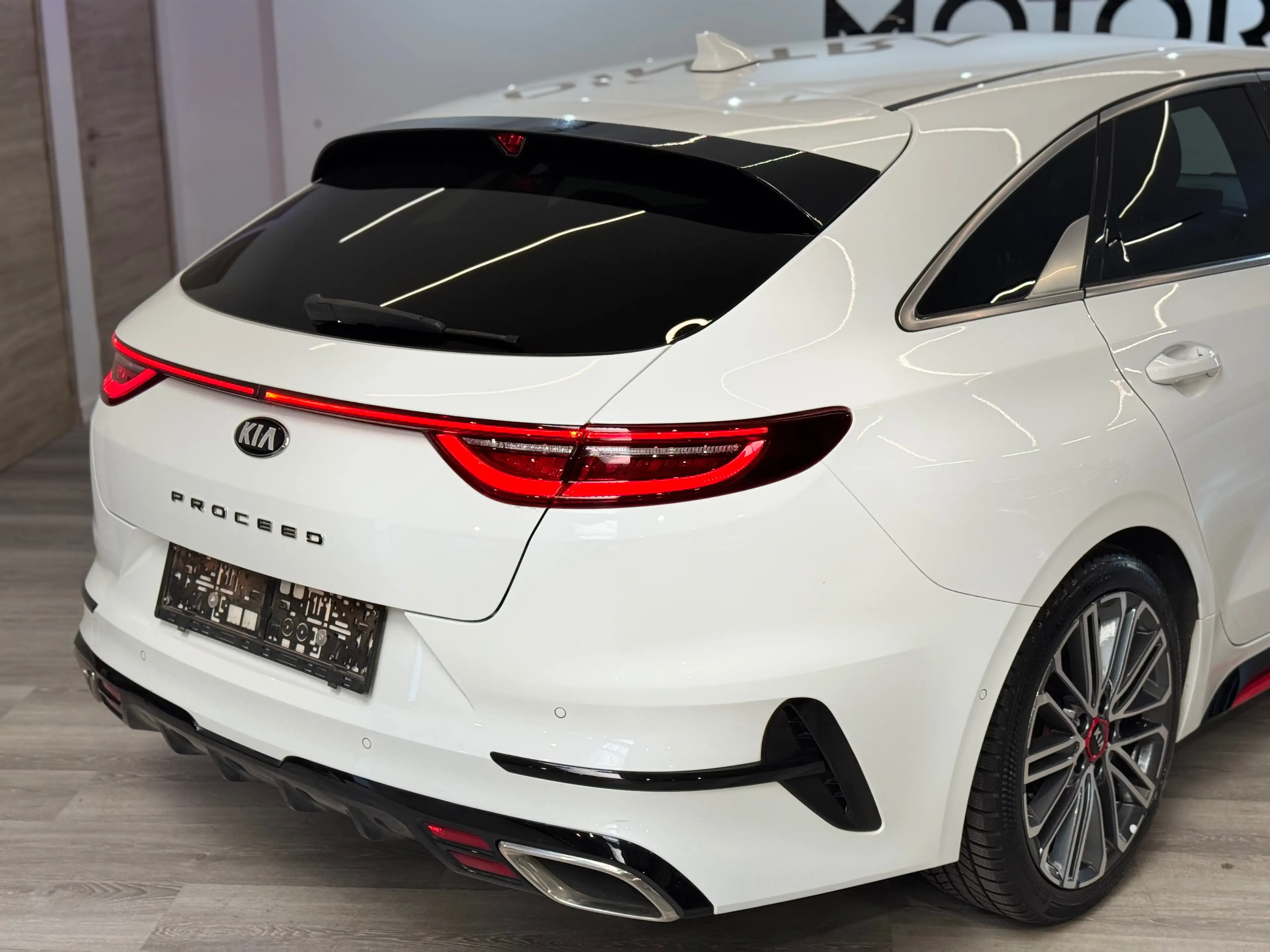 Kia ProCeed / pro_cee'd GT 1.6 - Carplay/Navi/LED/JBL/Memory — photo 8