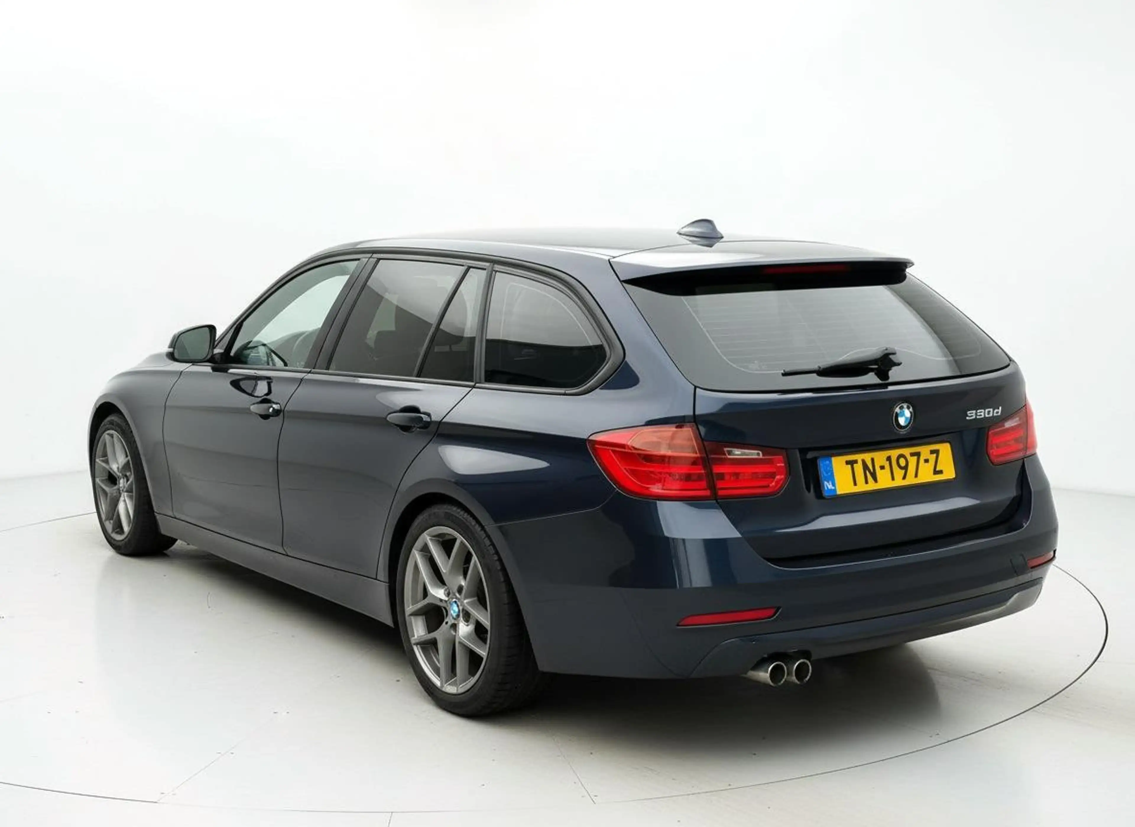 BMW 330 3-serie Touring 330d LEER - NAVIPRO - CRUISE - STO — photo 6