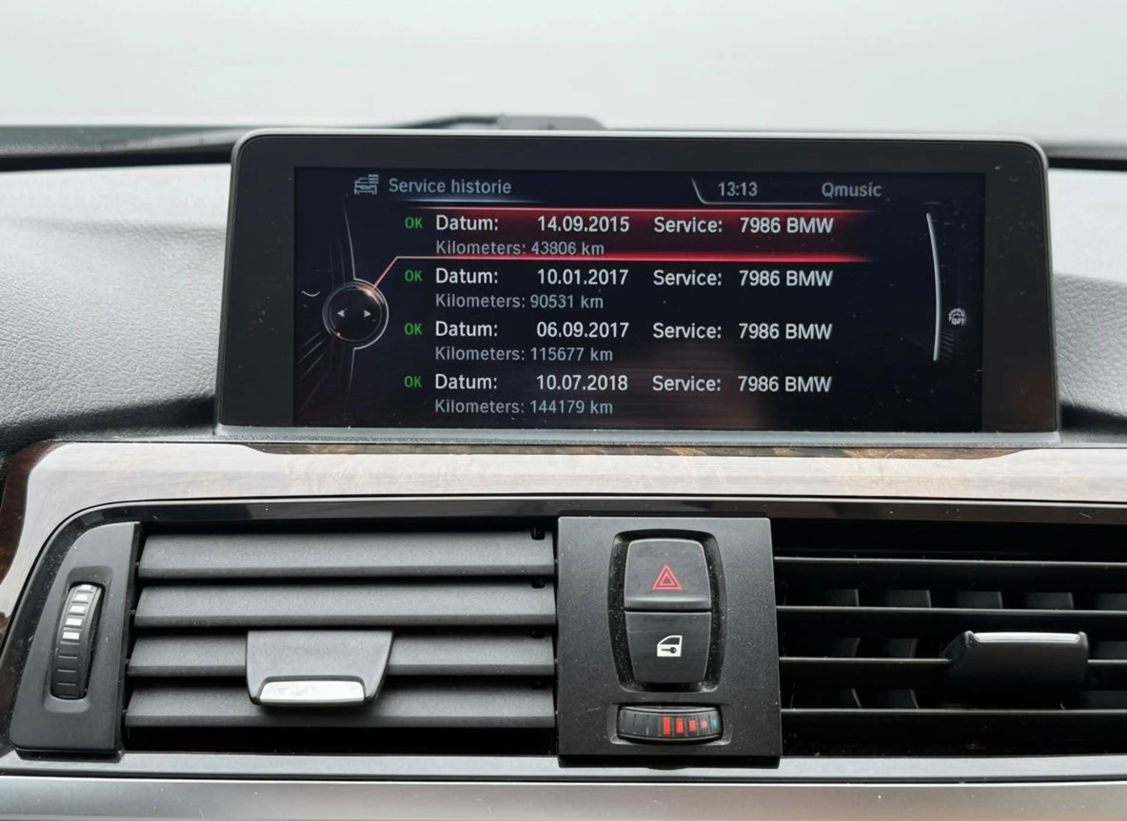 BMW 330 3-serie Touring 330d LEER - NAVIPRO - CRUISE - STO — photo 18