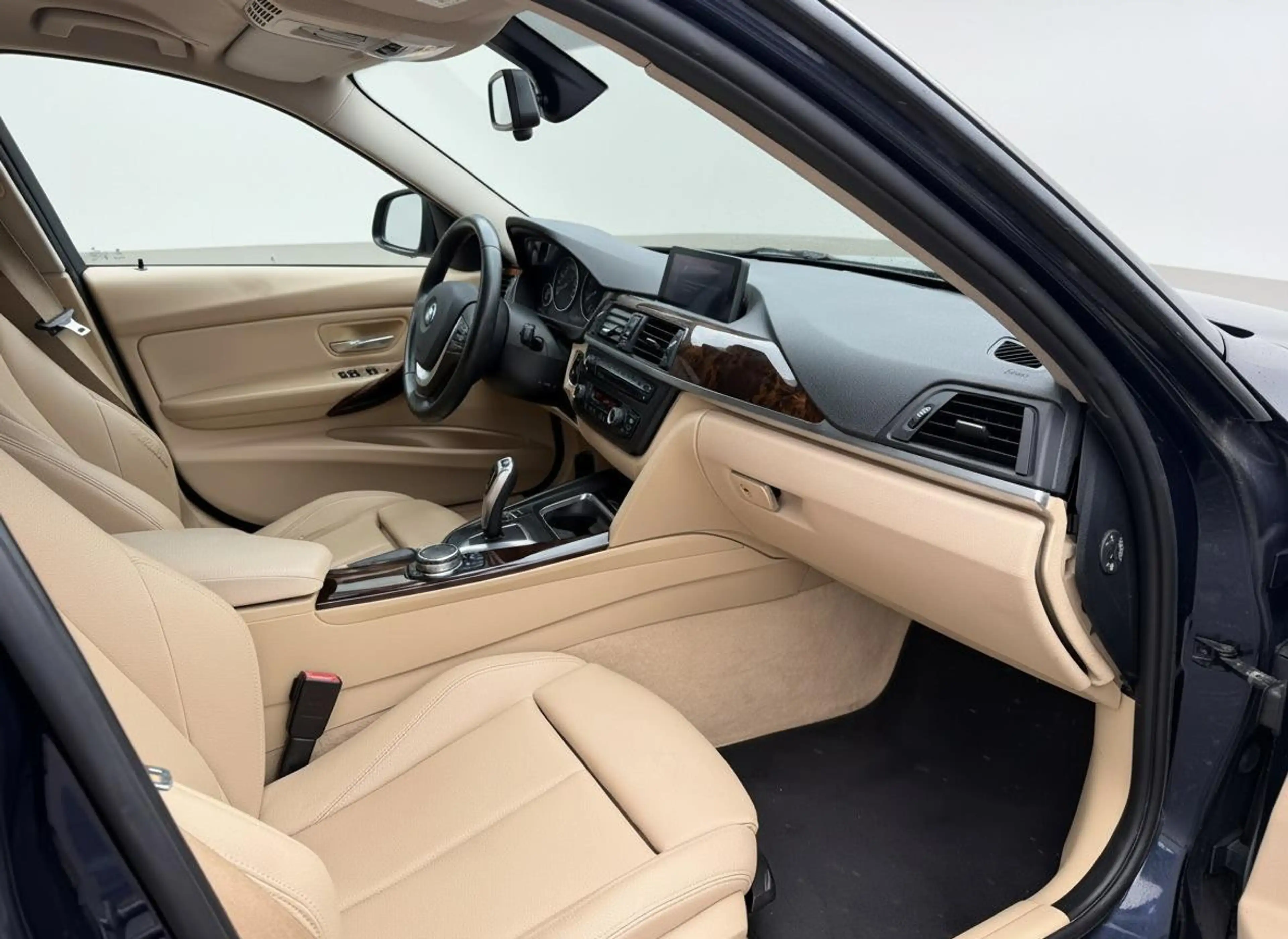 BMW 330 3-serie Touring 330d LEER - NAVIPRO - CRUISE - STO — photo 16