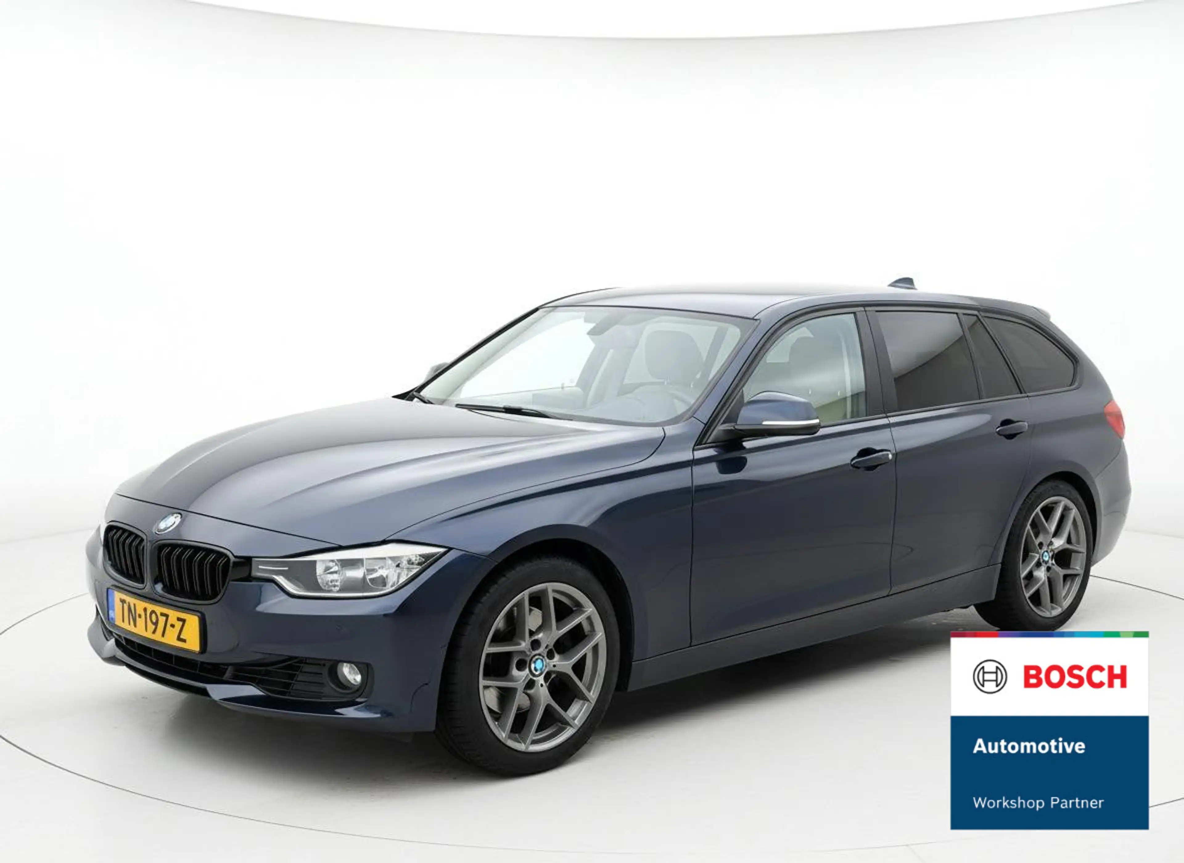 BMW 330 3-serie Touring 330d LEER - NAVIPRO - CRUISE - STO
