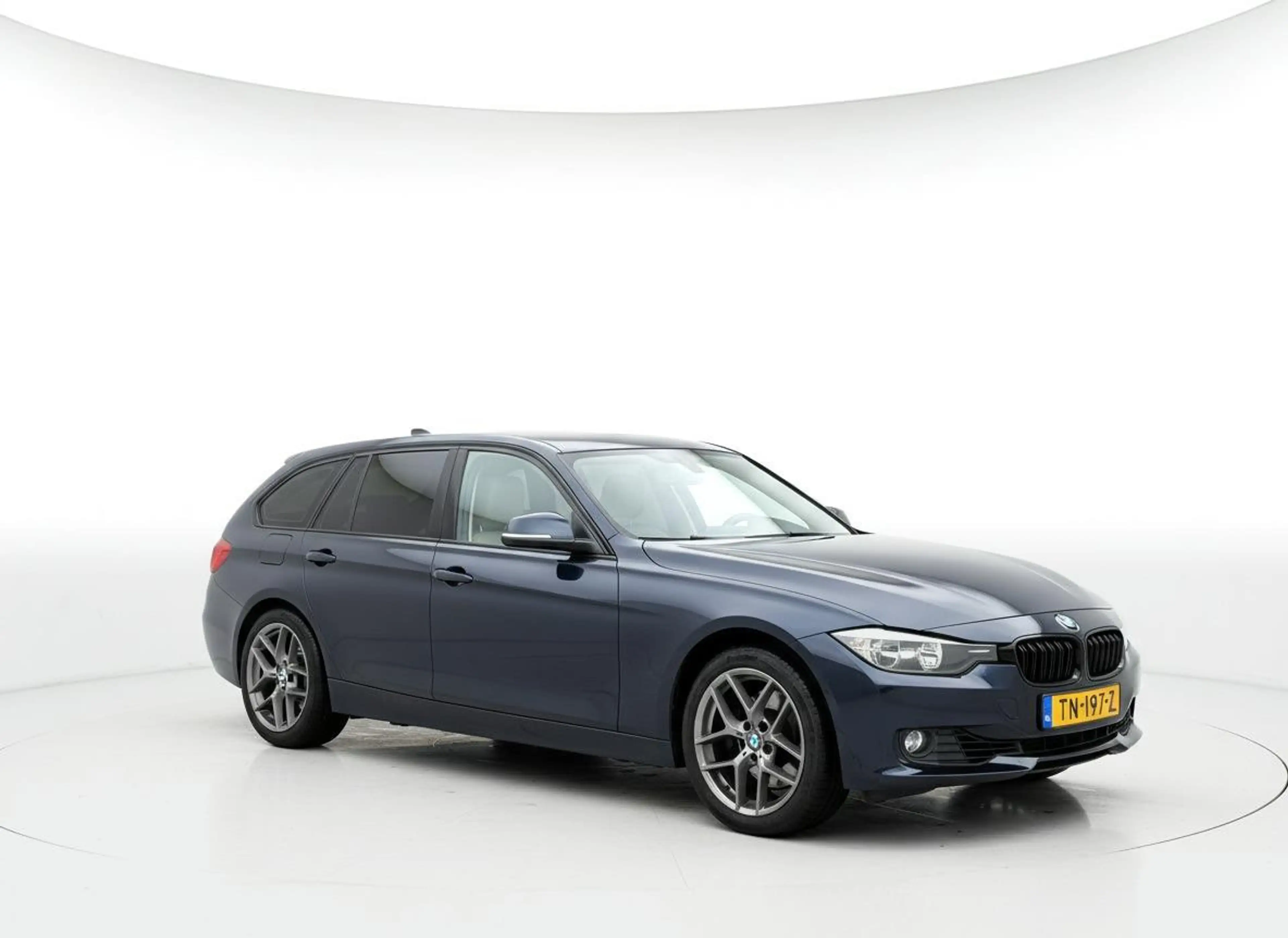 BMW 330 3-serie Touring 330d LEER - NAVIPRO - CRUISE - STO — photo 7