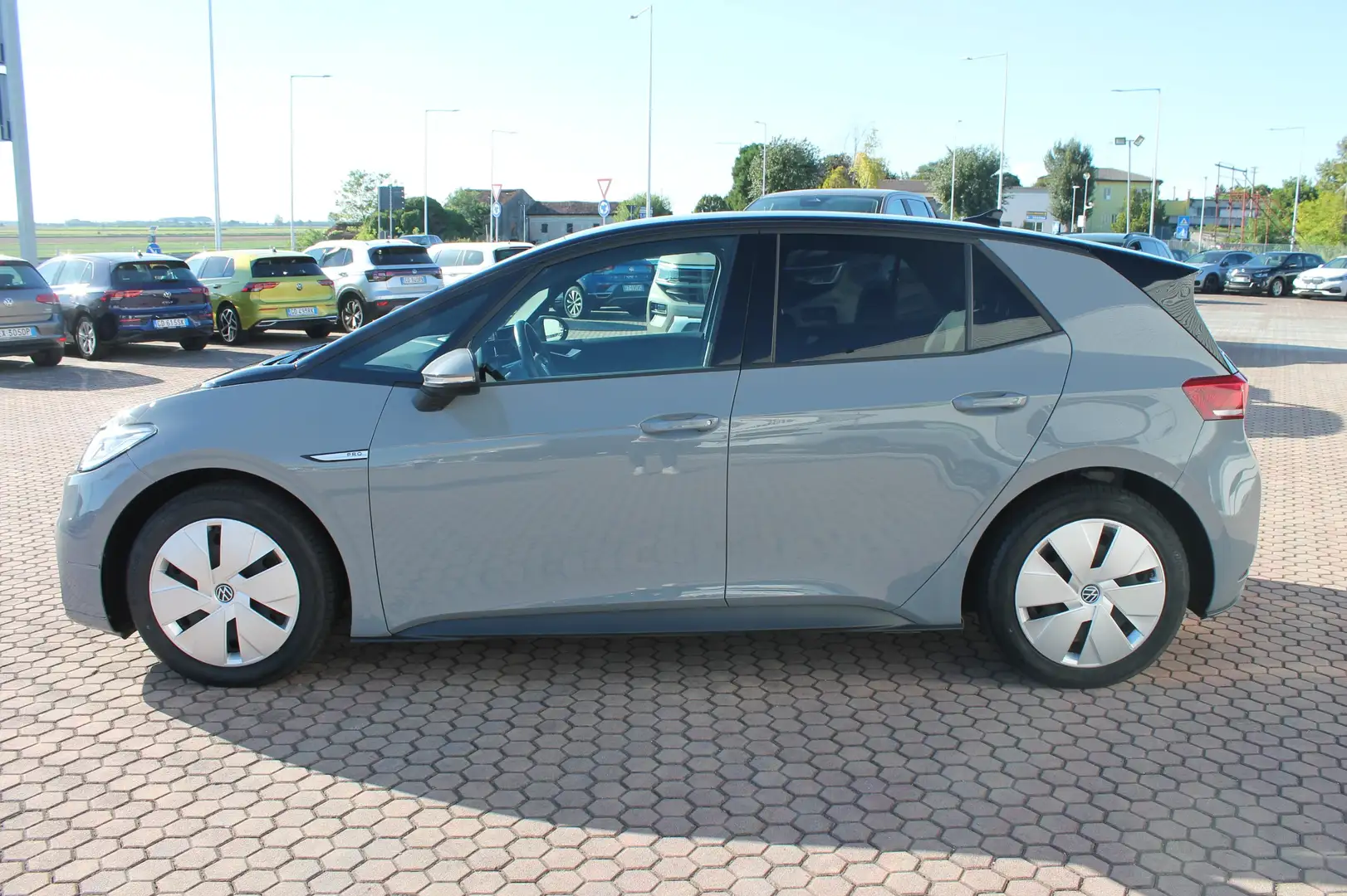 Volkswagen ID.3 ID.3 58 kWh Business 204CV Grigio - 2