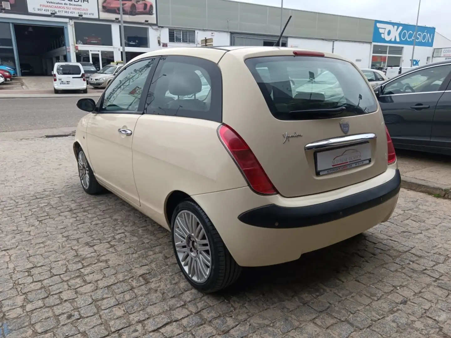 Lancia Ypsilon 1.4 16v Platino DFN Beige - 2