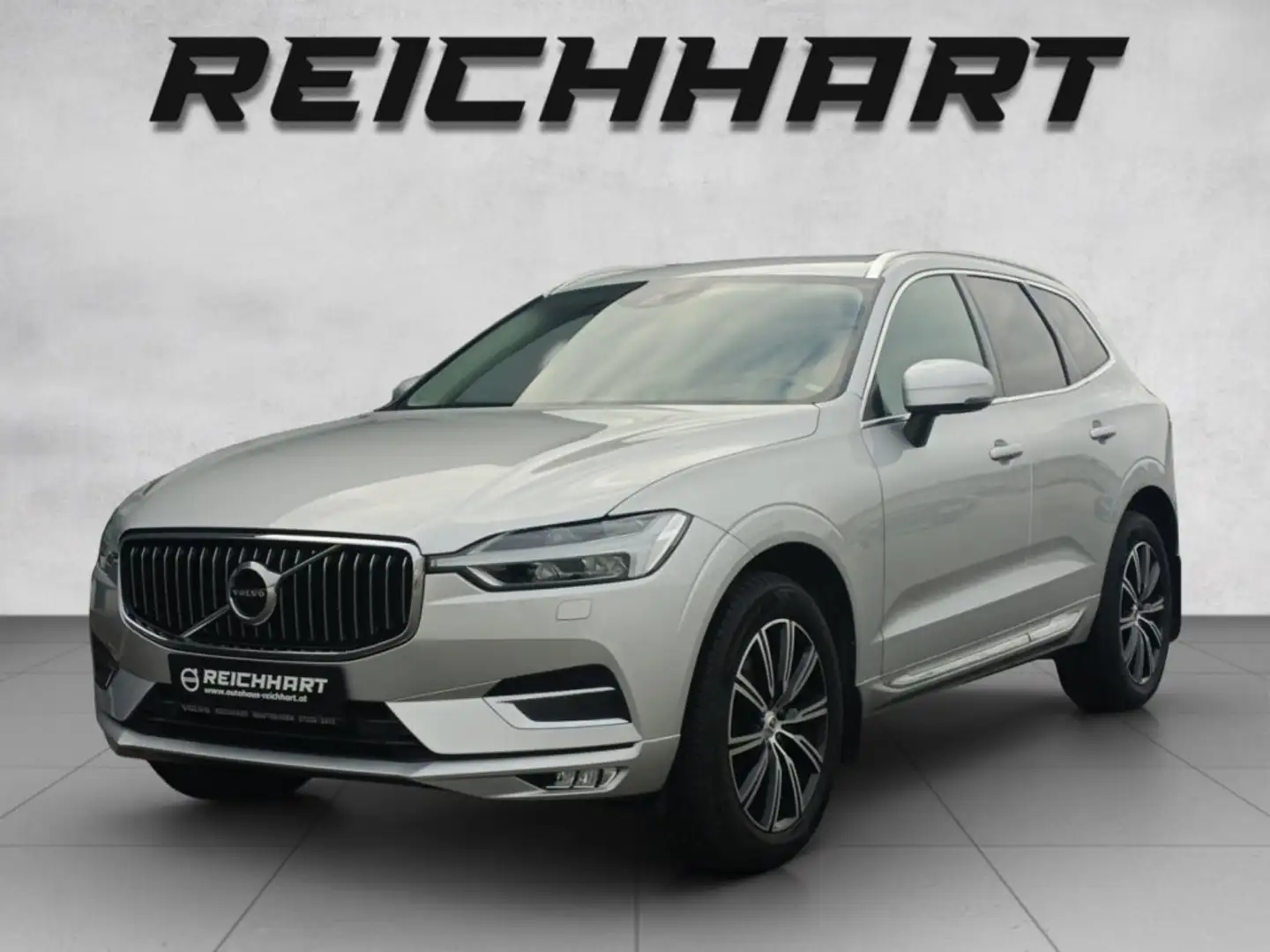 Volvo XC60 D4 AWD A INSCRIPTION Plateado - 1
