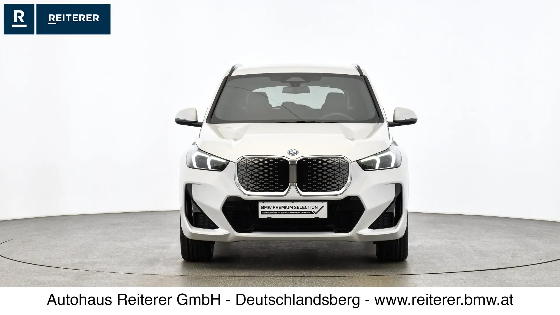 BMW iX1 iX1 eDrive20 Weiß - 2