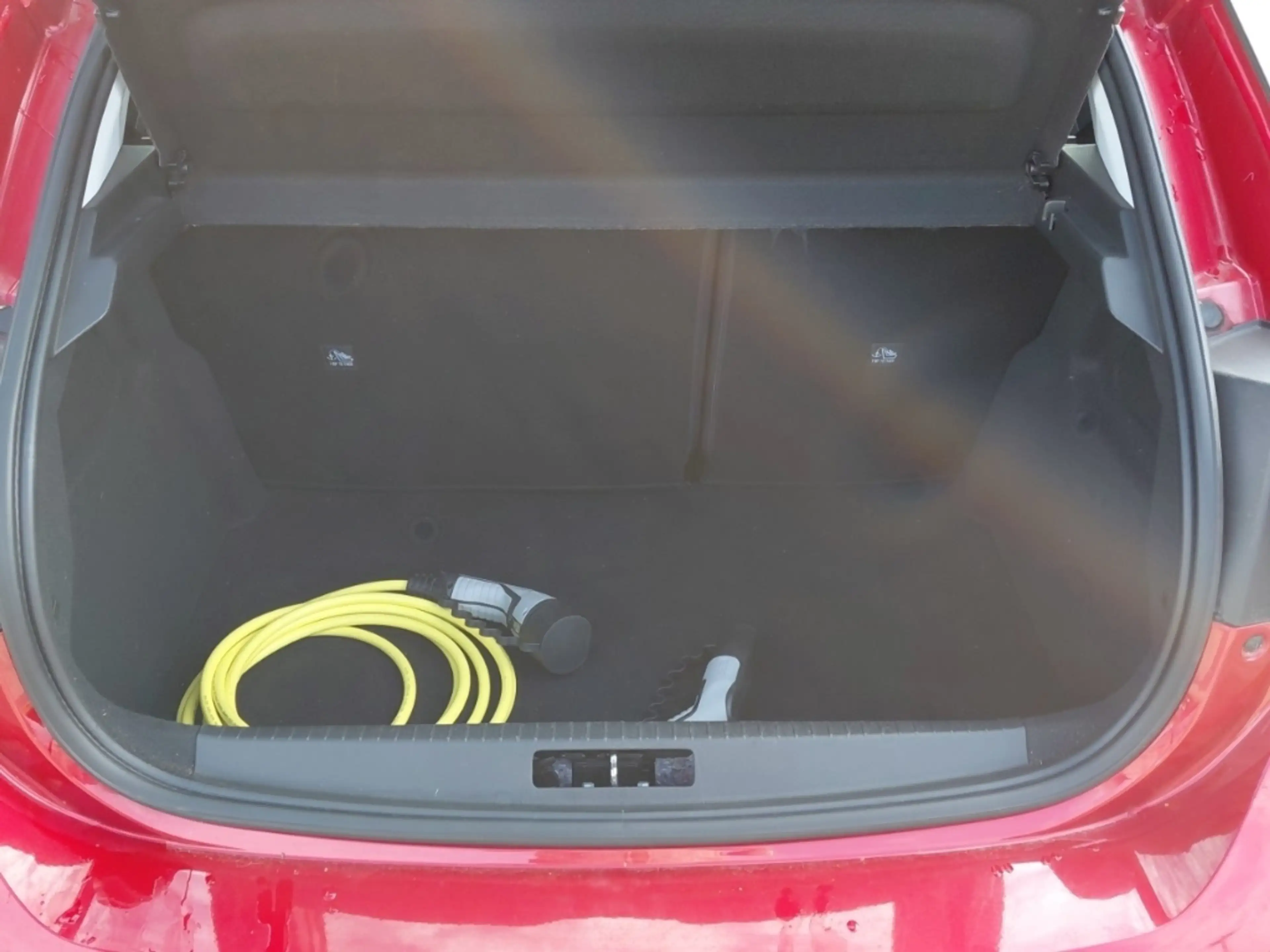 Opel Corsa-e Edition 11kw Charger Keyless LED Klimaautom Temp P — photo 6