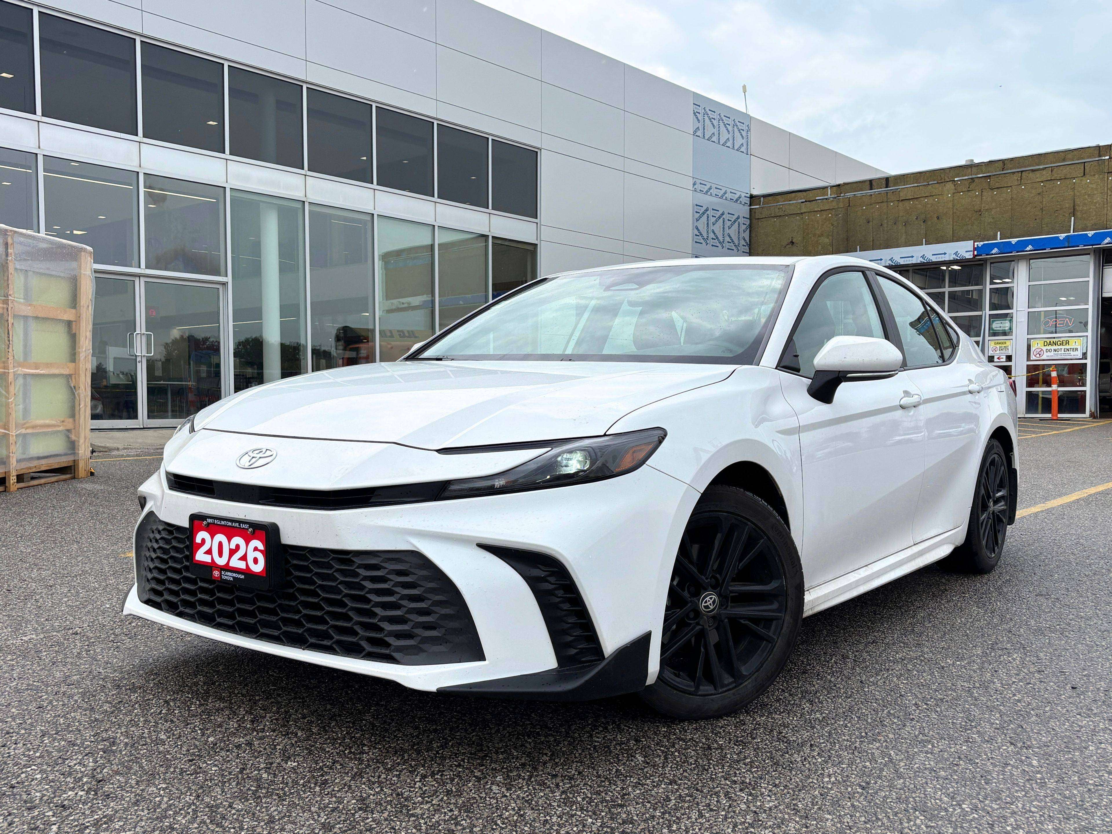 2026 Toyota Camry Hybrid SE AWD | Sunroof | Heated Seats | Bluetooth — photo 1