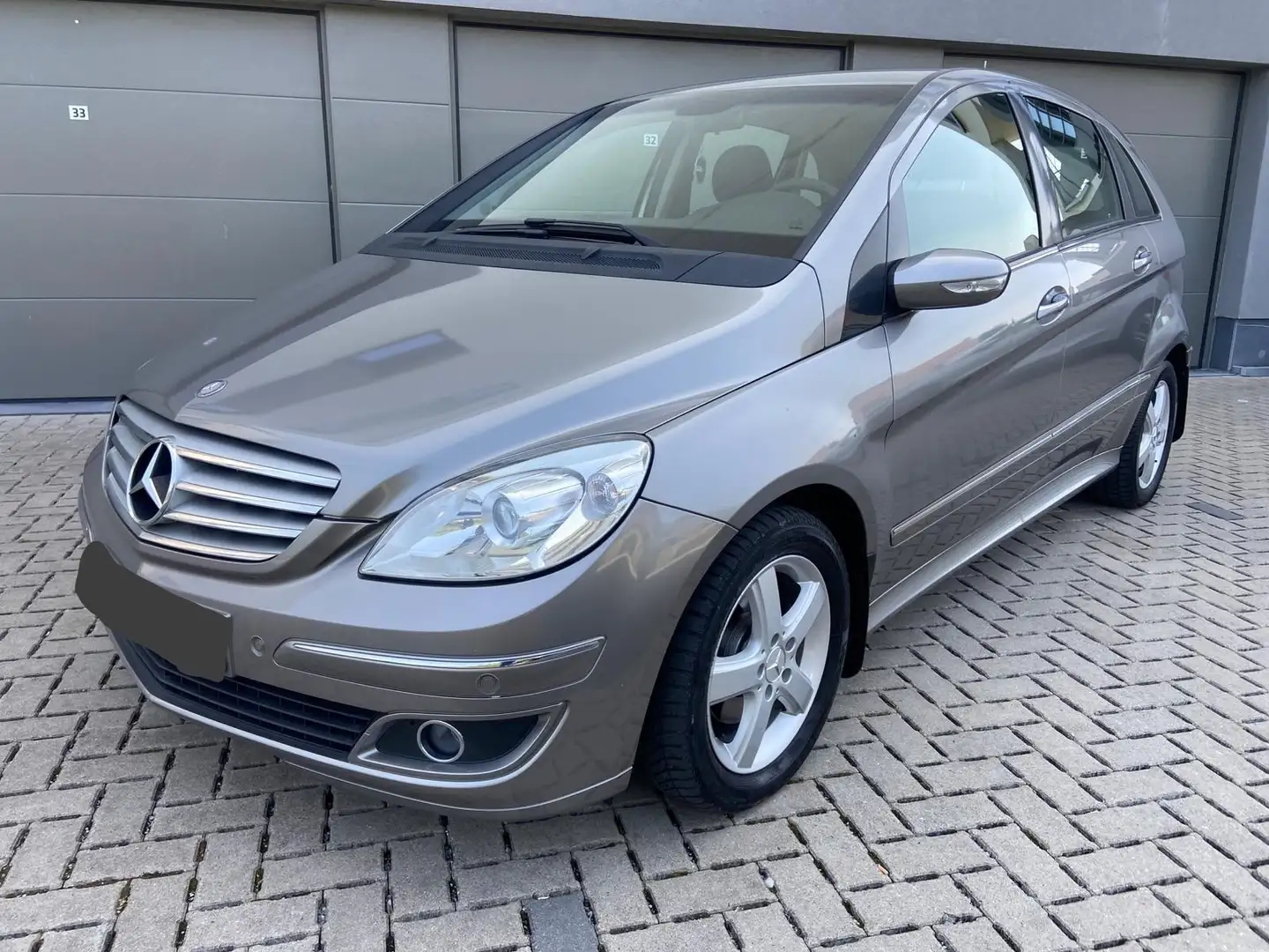 Mercedes-Benz B 180 235.000km 2 clé airco jantes bip sonore roule bien - 1