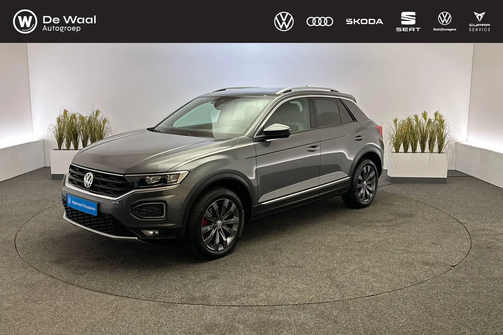 Volkswagen T-Roc 1.0 TSI 115pk Sport | Parkeersensoren V+A, Navigat Gris - 1