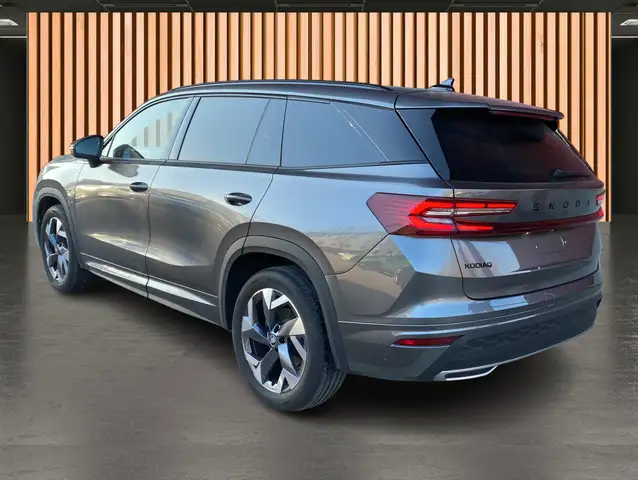 Skoda Kodiaq view 3