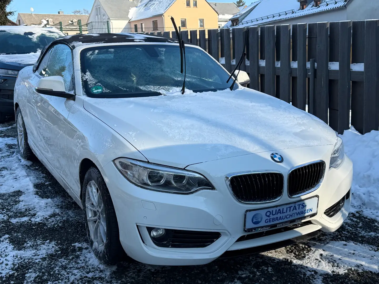 BMW 218 d Advantage Bi–Xenon/Navi/Temp./Sitzh. Weiß - 2