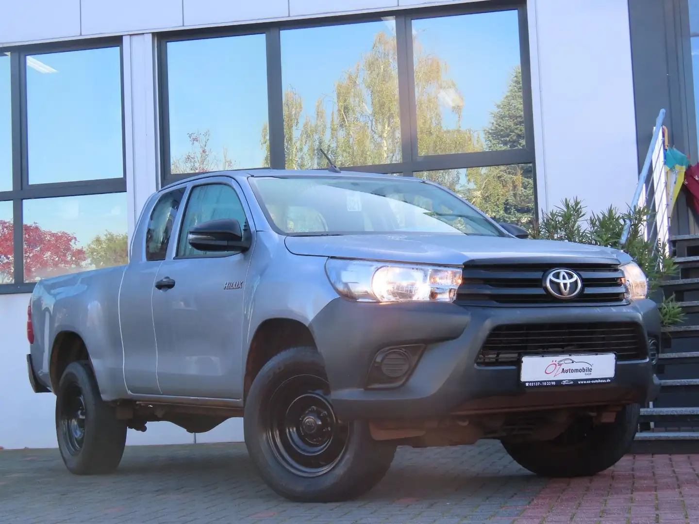 Toyota Hilux Single Cab Duty 4x4 18.396Km TÜV 11/27 Plateado - 1