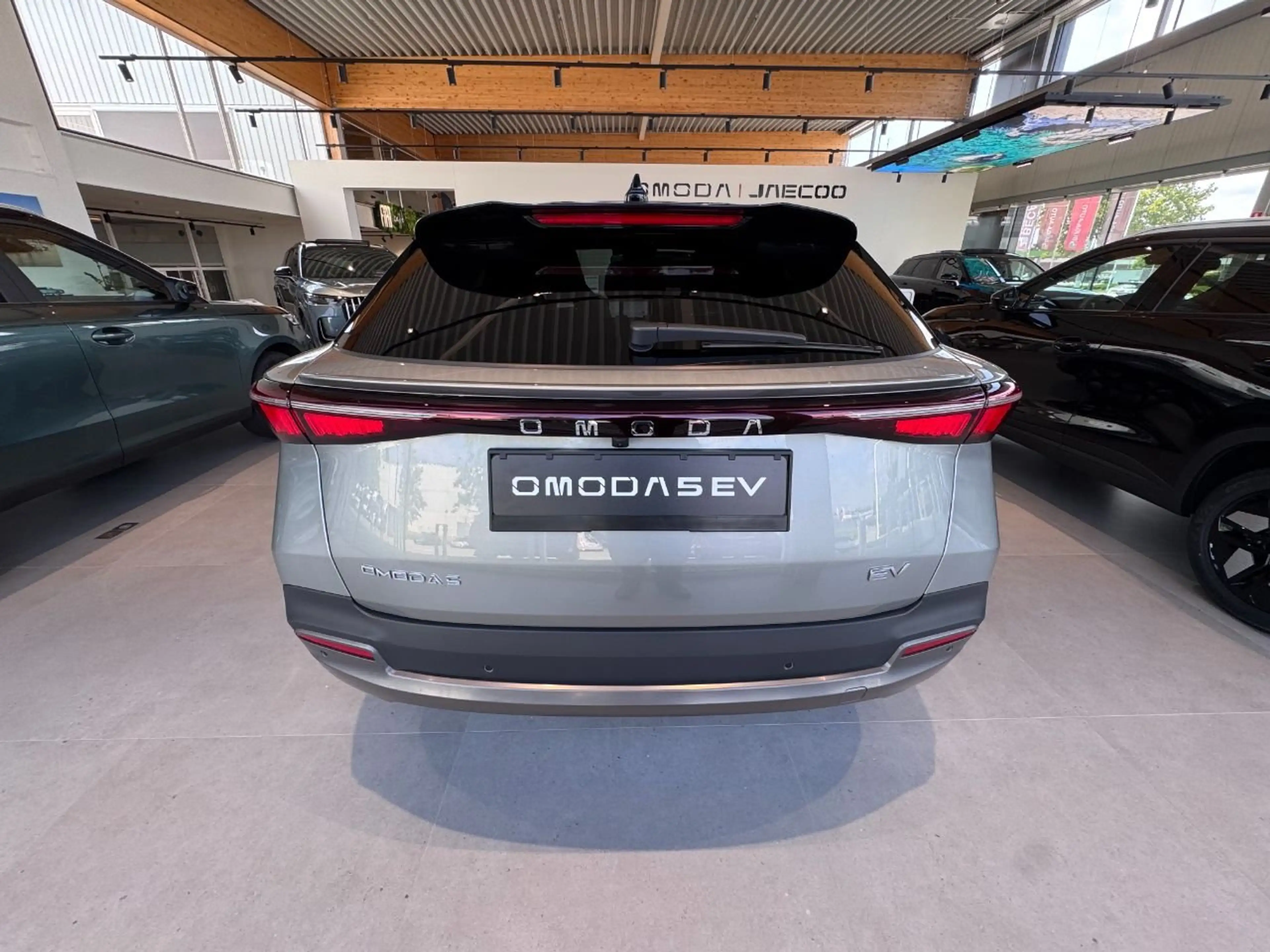 Omoda 5 EV Premium — photo 7