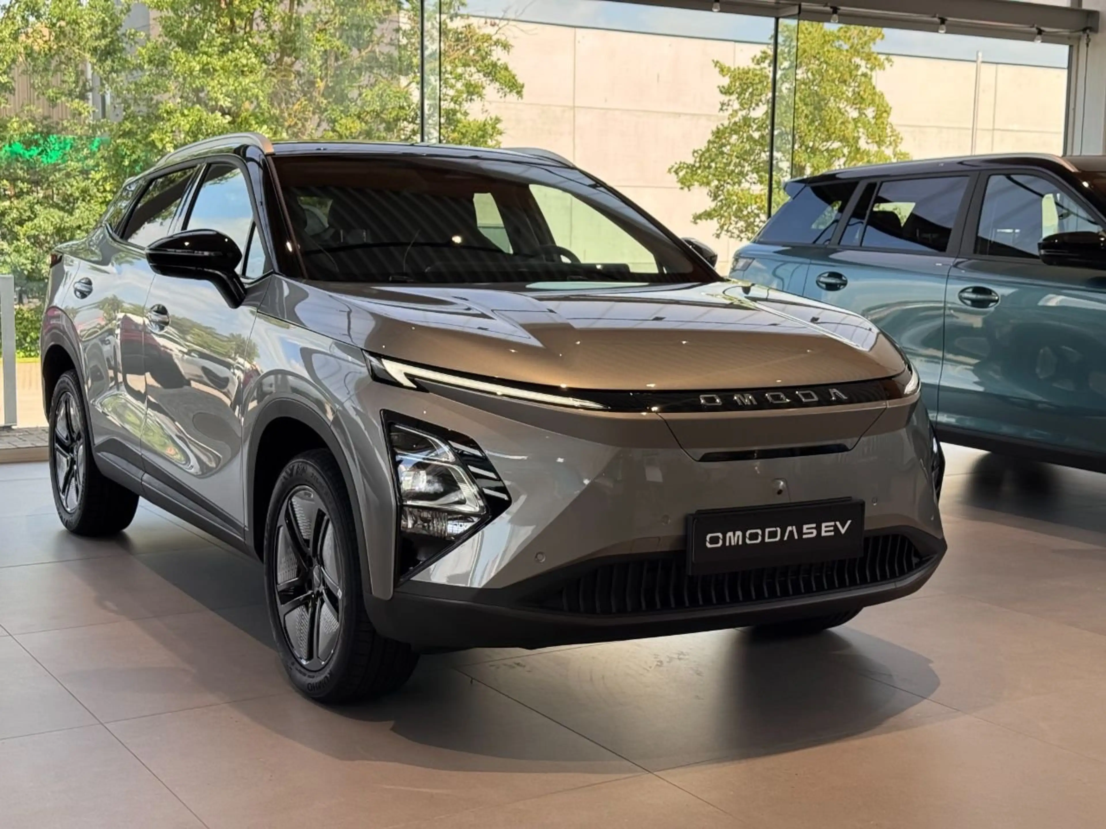 Omoda 5 EV Premium — photo 2