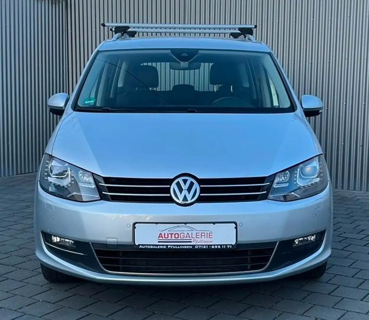 Volkswagen Sharan Highline BMT/Start-Stopp SHZ ACC Plateado - 2