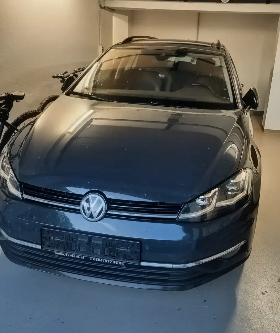 Volkswagen Golf Highline 1,6 TDI DSG Grau - 1