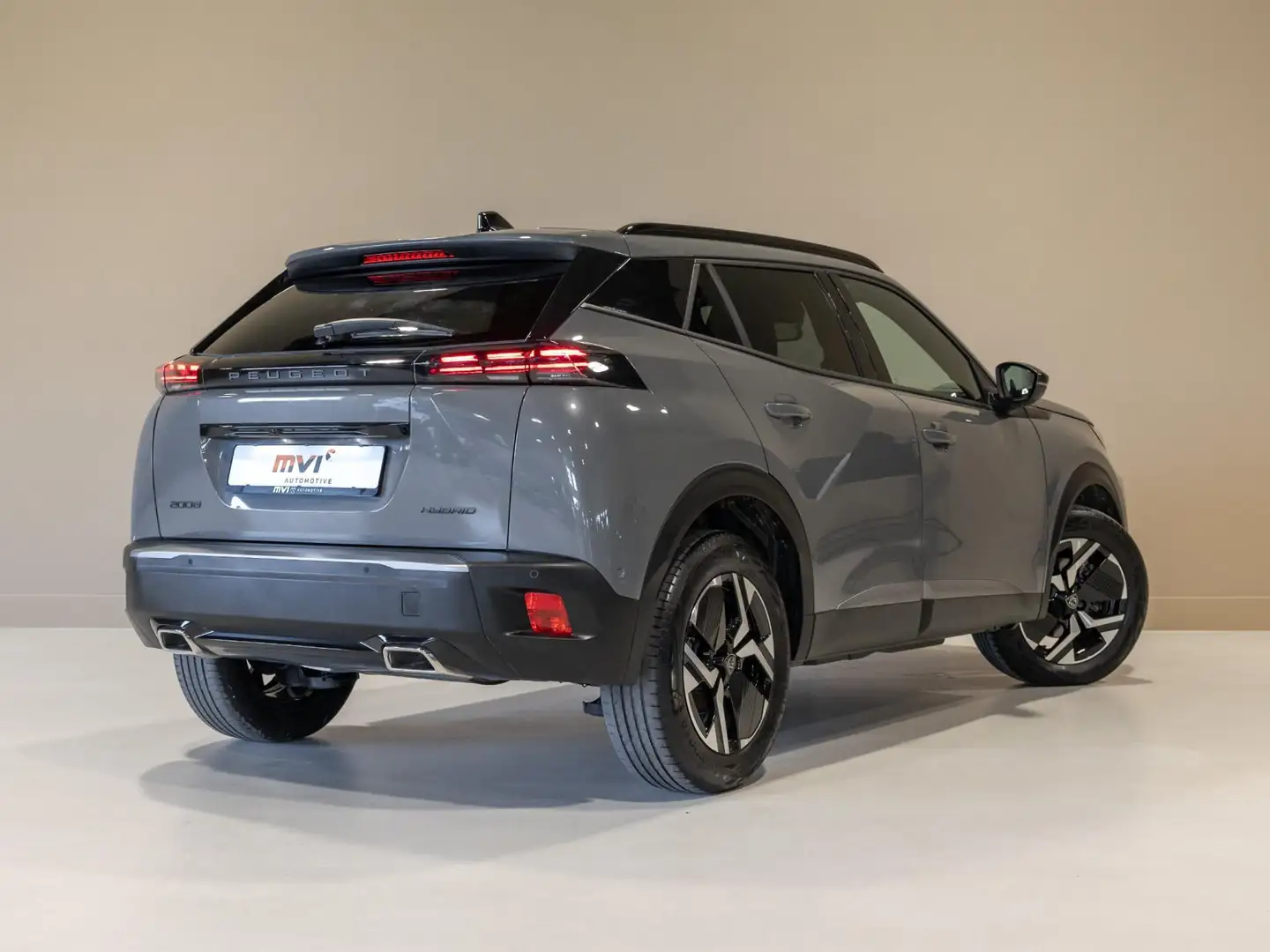 Peugeot 2008 1.2 Hybrid 136 Allure / 136pk / Dodehoek herkennin Gris - 2