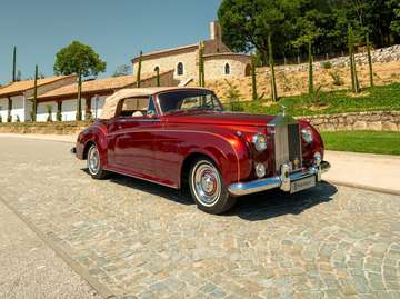 Silver Cloud I