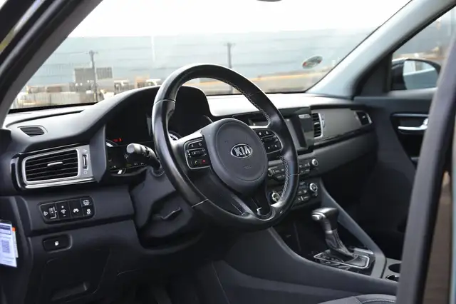 Kia Niro view 7