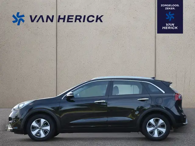 Kia Niro view 2