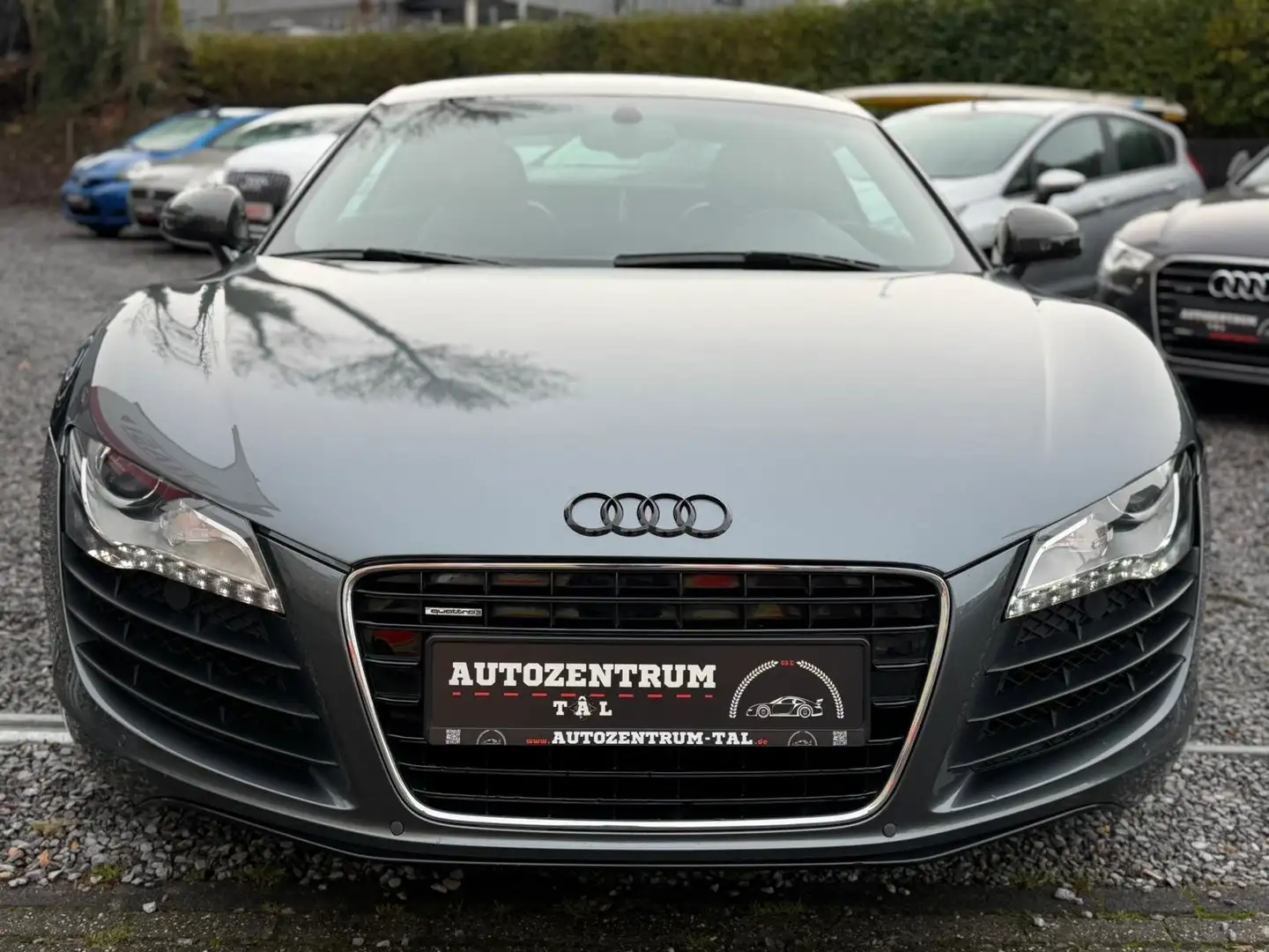 Audi R8 4.2 FSI QUATTRO *DEUTSCH*CARBON*B&O*PDC* Grau - 2