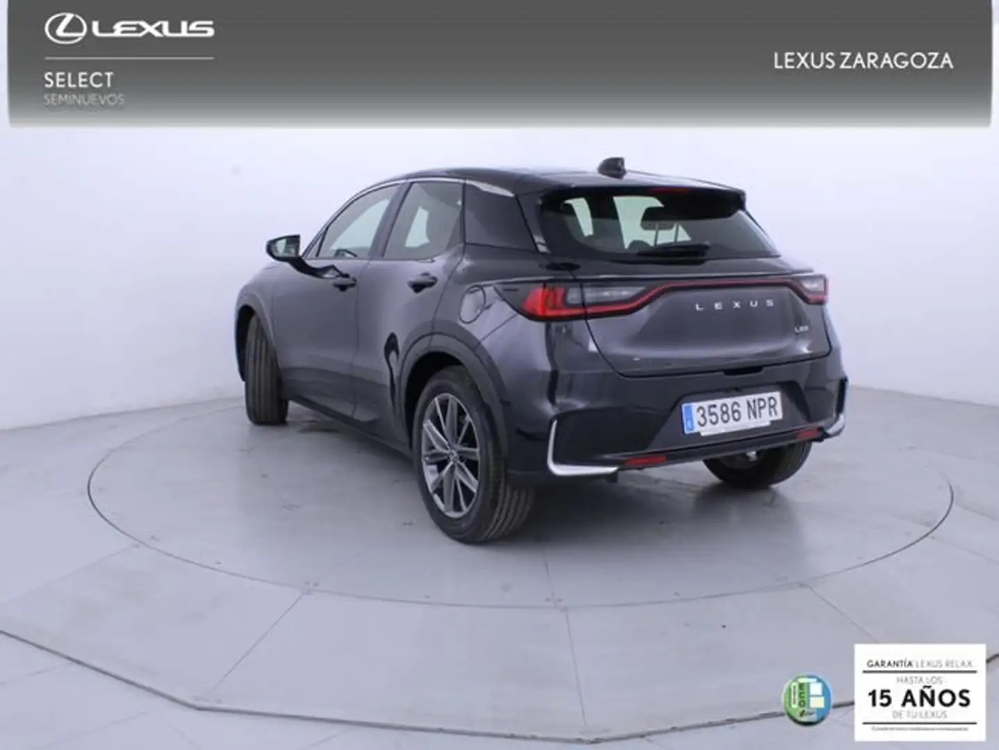 Lexus LBX 1.5 136cv HEV Elegant Negro - 2