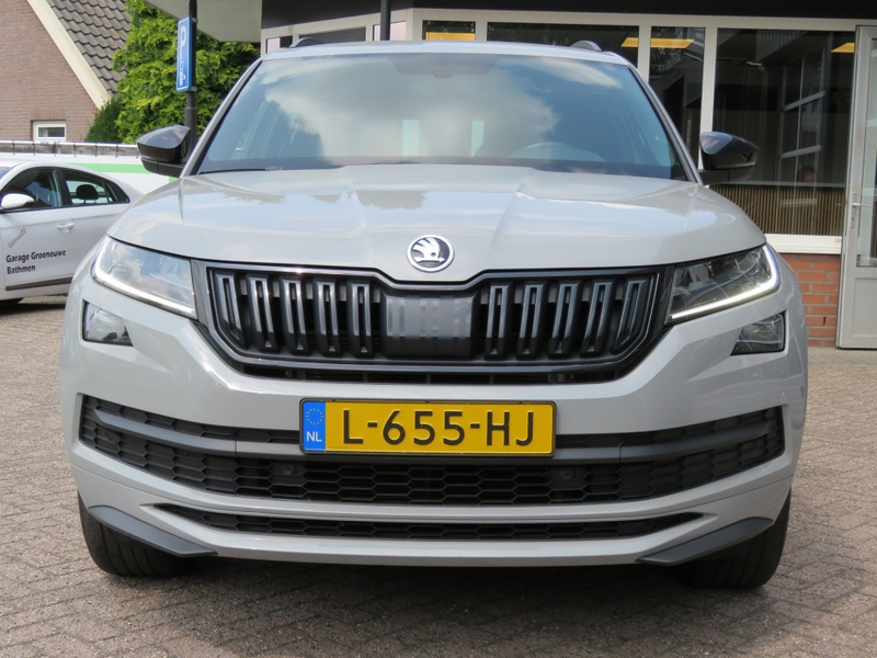 Skoda Kodiaq 1.5 TSI 150pk SPORTLINE / 19 Inch / Trekhaak wegkl — photo 32