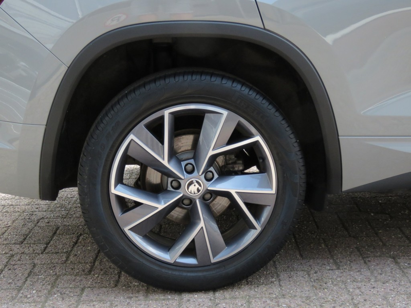 Skoda Kodiaq 1.5 TSI 150pk SPORTLINE / 19 Inch / Trekhaak wegkl — photo 24
