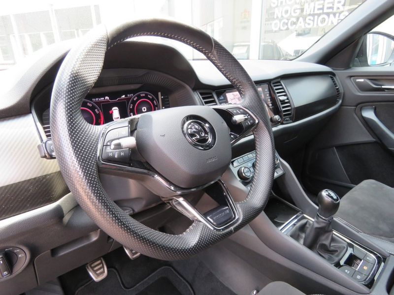 Skoda Kodiaq 1.5 TSI 150pk SPORTLINE / 19 Inch / Trekhaak wegkl — photo 40
