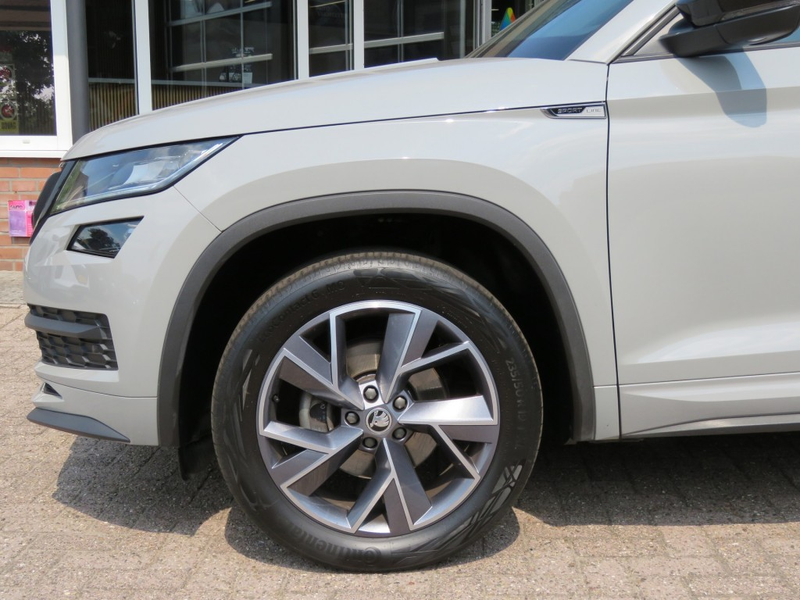 Skoda Kodiaq 1.5 TSI 150pk SPORTLINE / 19 Inch / Trekhaak wegkl — photo 22