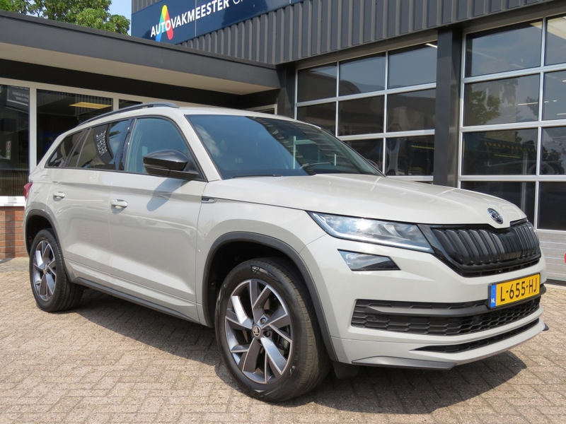 Skoda Kodiaq 1.5 TSI 150pk SPORTLINE / 19 Inch / Trekhaak wegkl — photo 30