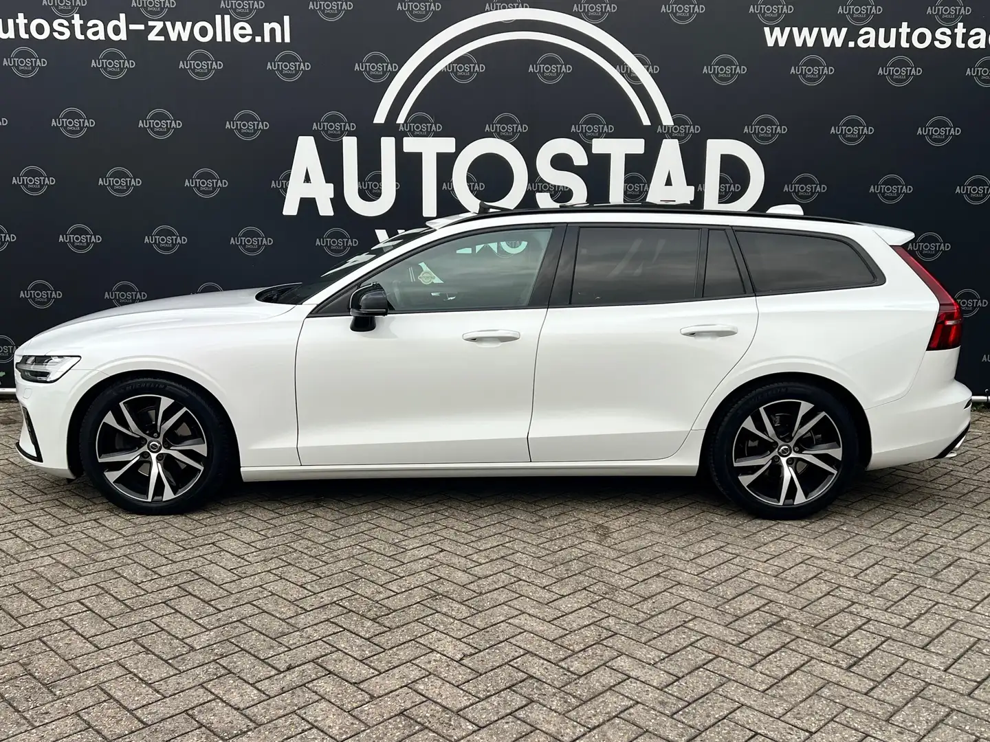Volvo V60 ZWK5VD0 B4/Automaat/Pano/APK/Navi/Airco/Memory Sto Білий - 2