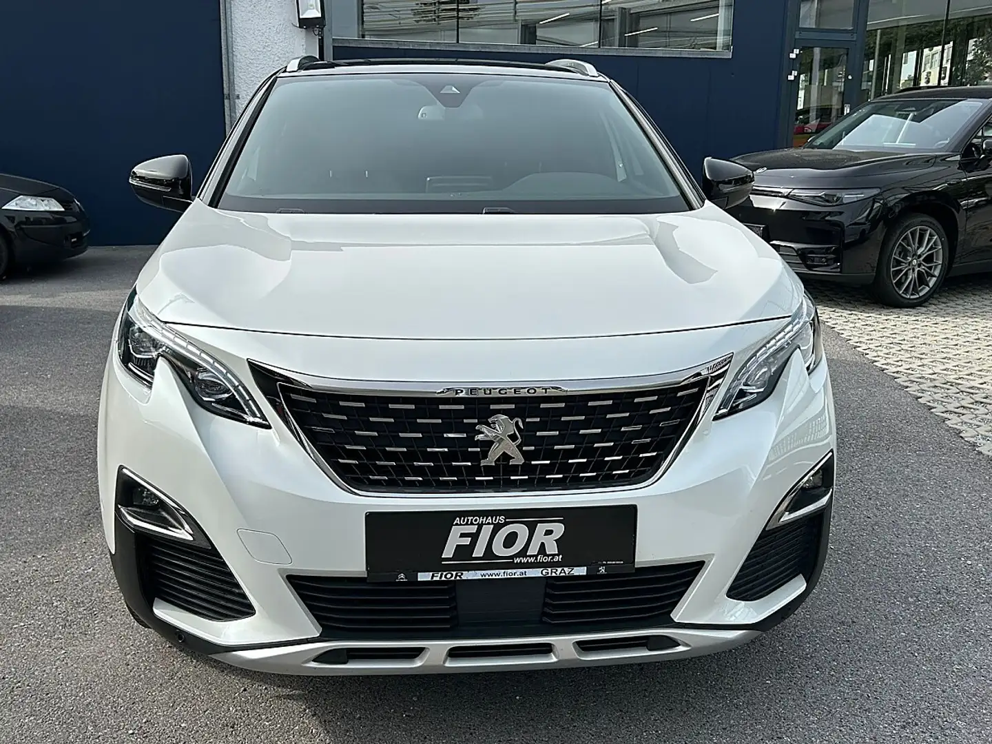 Peugeot 3008 1,2 PureTech 130 S&S EAT8 GT Line Weiß - 2
