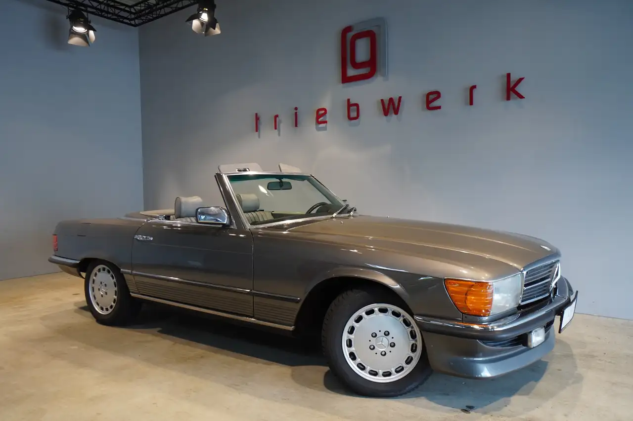 Mercedes-Benz SL 280