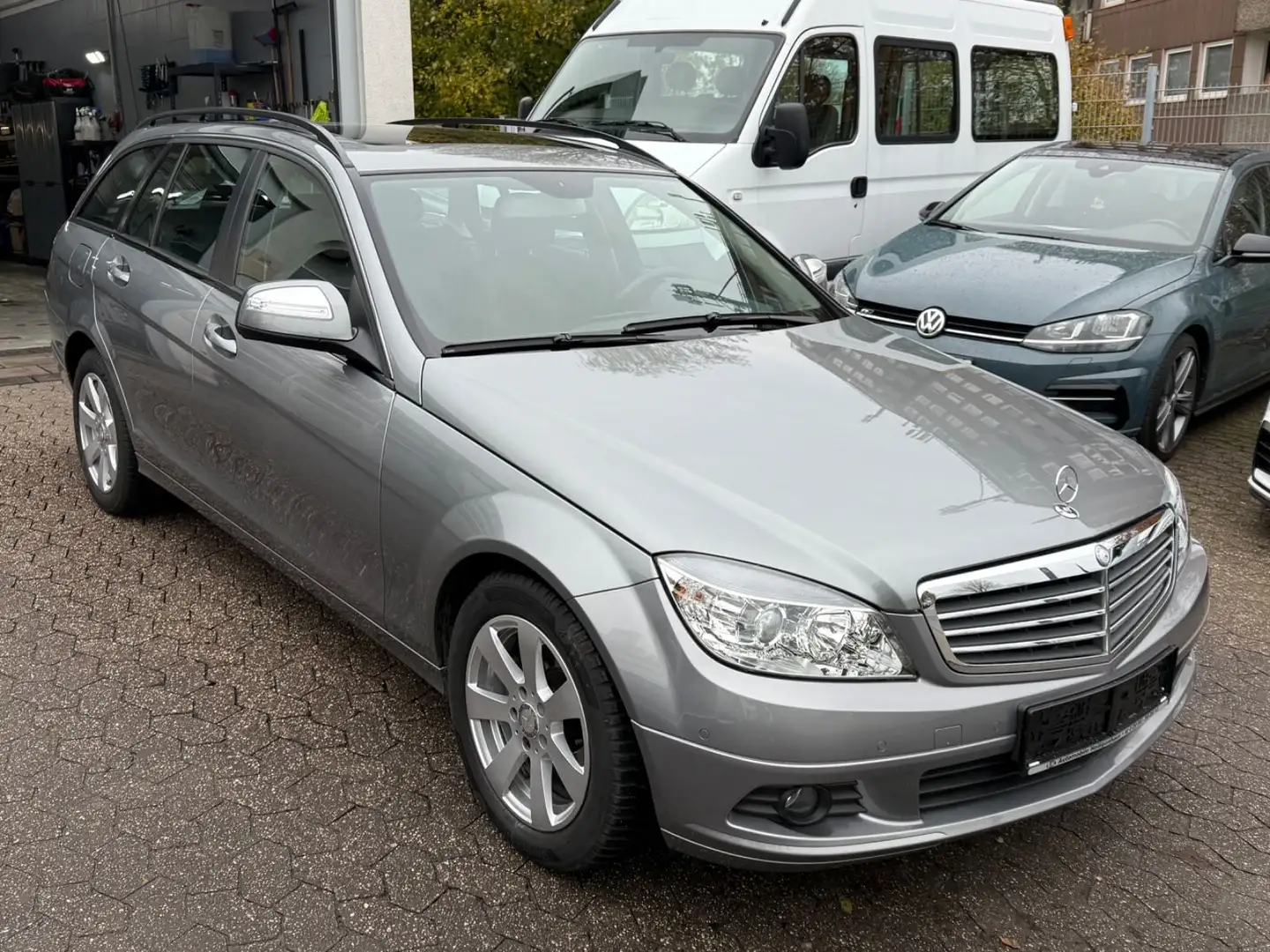 Mercedes-Benz C 180 Kompressor*Navi*ERST-37.000*Automatik Grau - 2