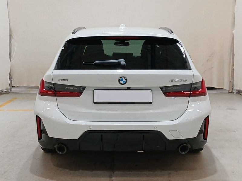 BMW 320 d xDrive M Sport Pro AHK ACC HiFi 360° KZU — photo 5