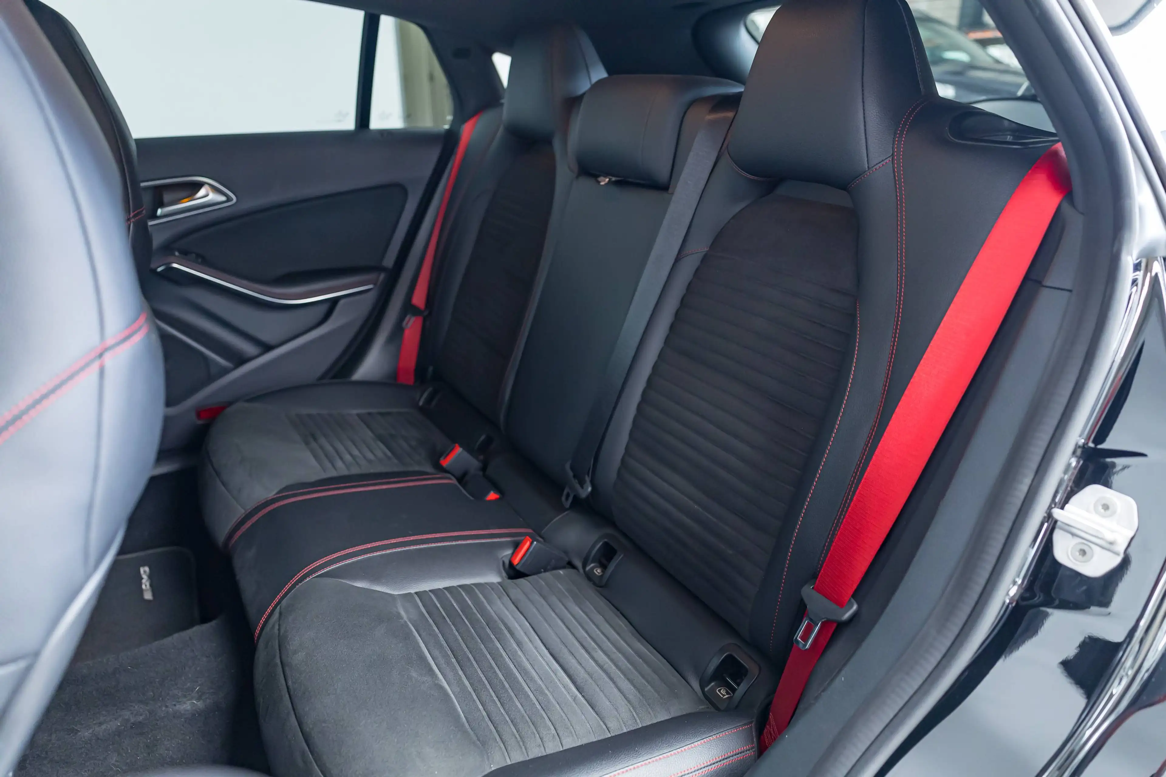 Mercedes-Benz CLA 45 AMG SHOOTING BREAK|4-MATIC|HEATEDSEATS|CAMERA|CC| — photo 15
