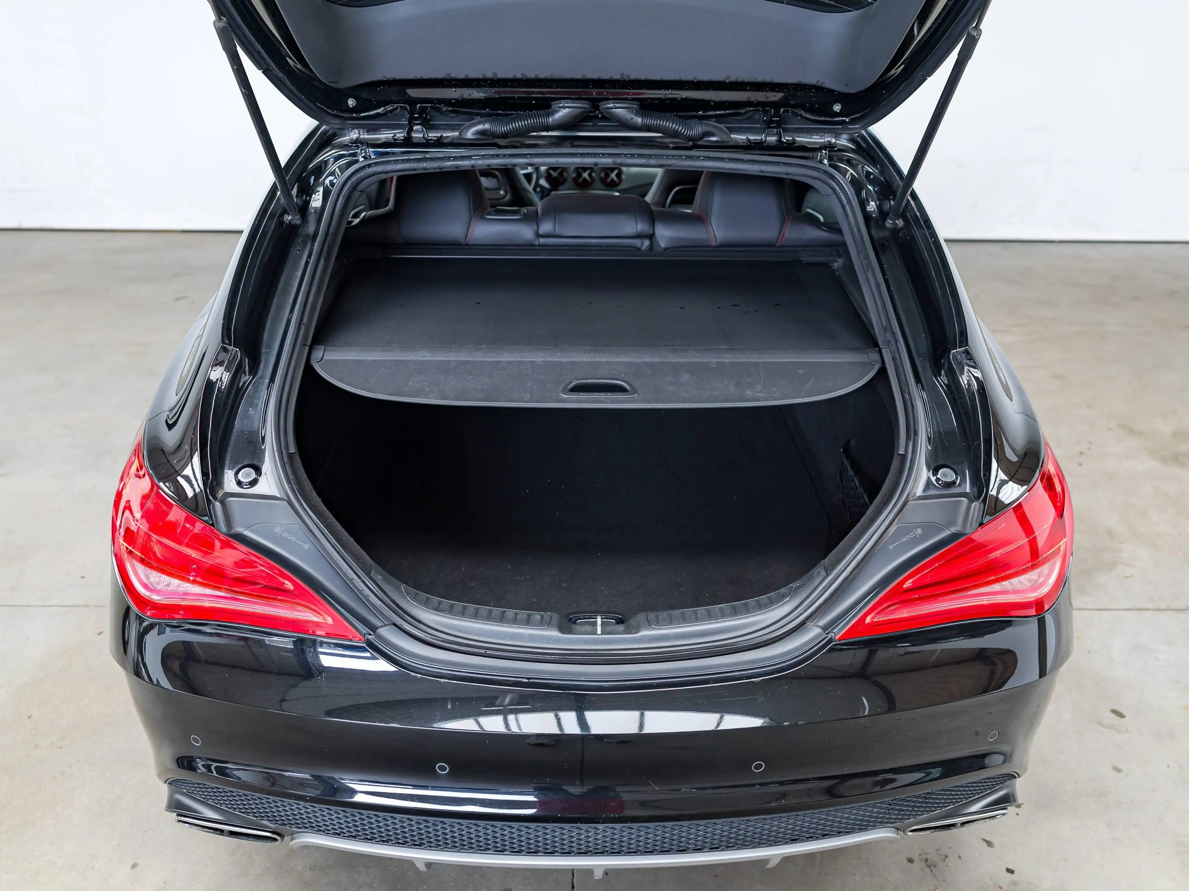 Mercedes-Benz CLA 45 AMG SHOOTING BREAK|4-MATIC|HEATEDSEATS|CAMERA|CC| — photo 13