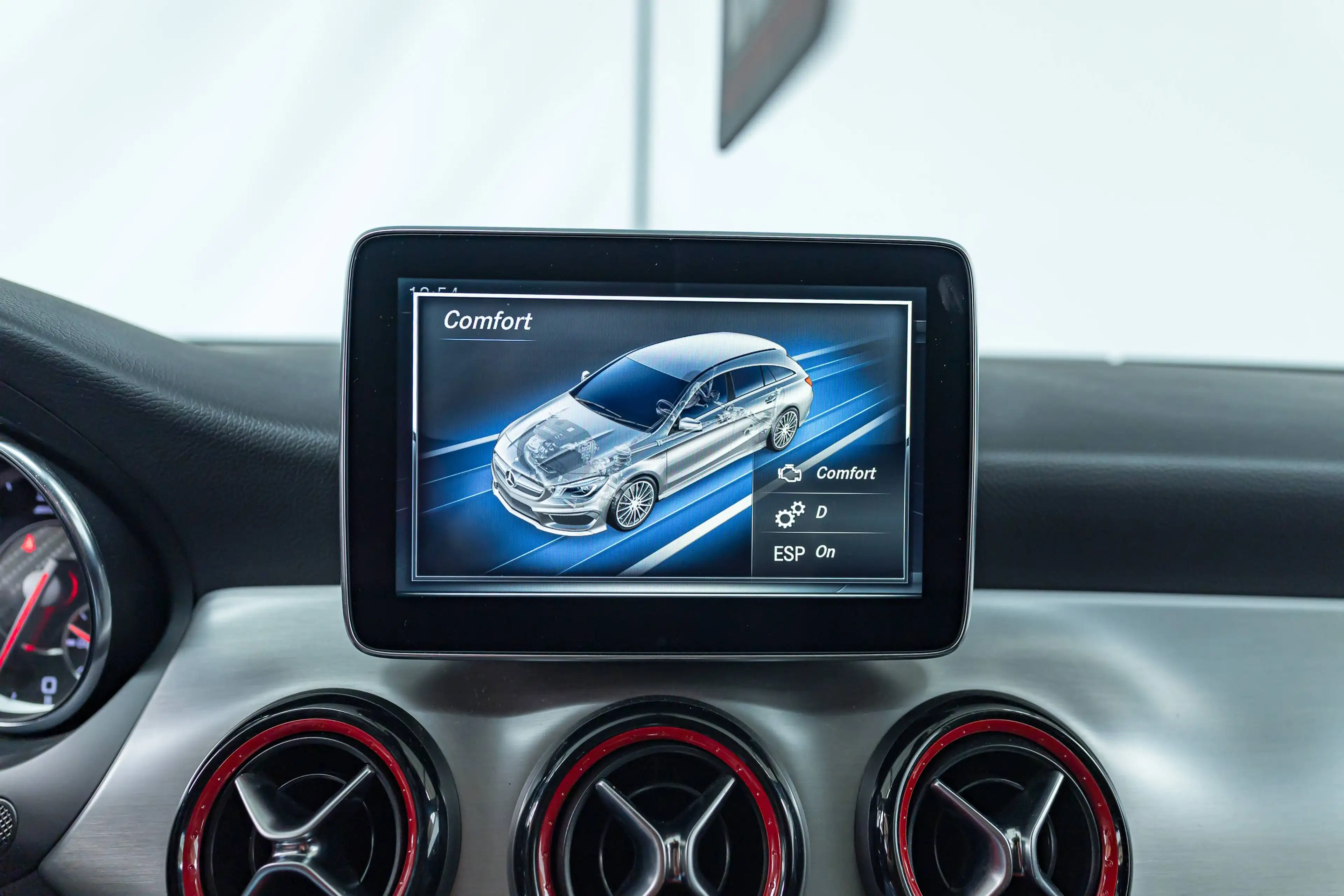 Mercedes-Benz CLA 45 AMG SHOOTING BREAK|4-MATIC|HEATEDSEATS|CAMERA|CC| — photo 28