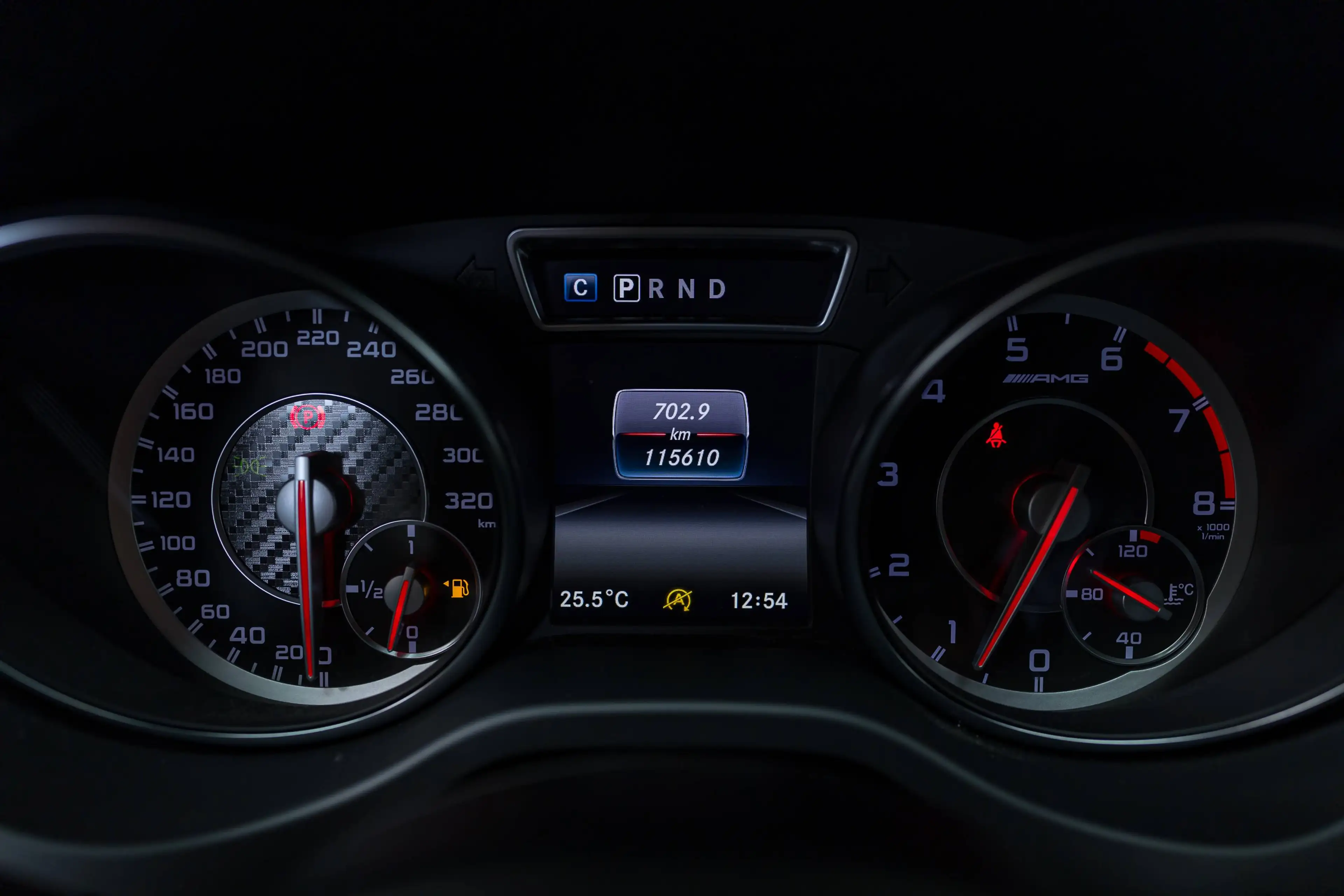 Mercedes-Benz CLA 45 AMG SHOOTING BREAK|4-MATIC|HEATEDSEATS|CAMERA|CC| — photo 24