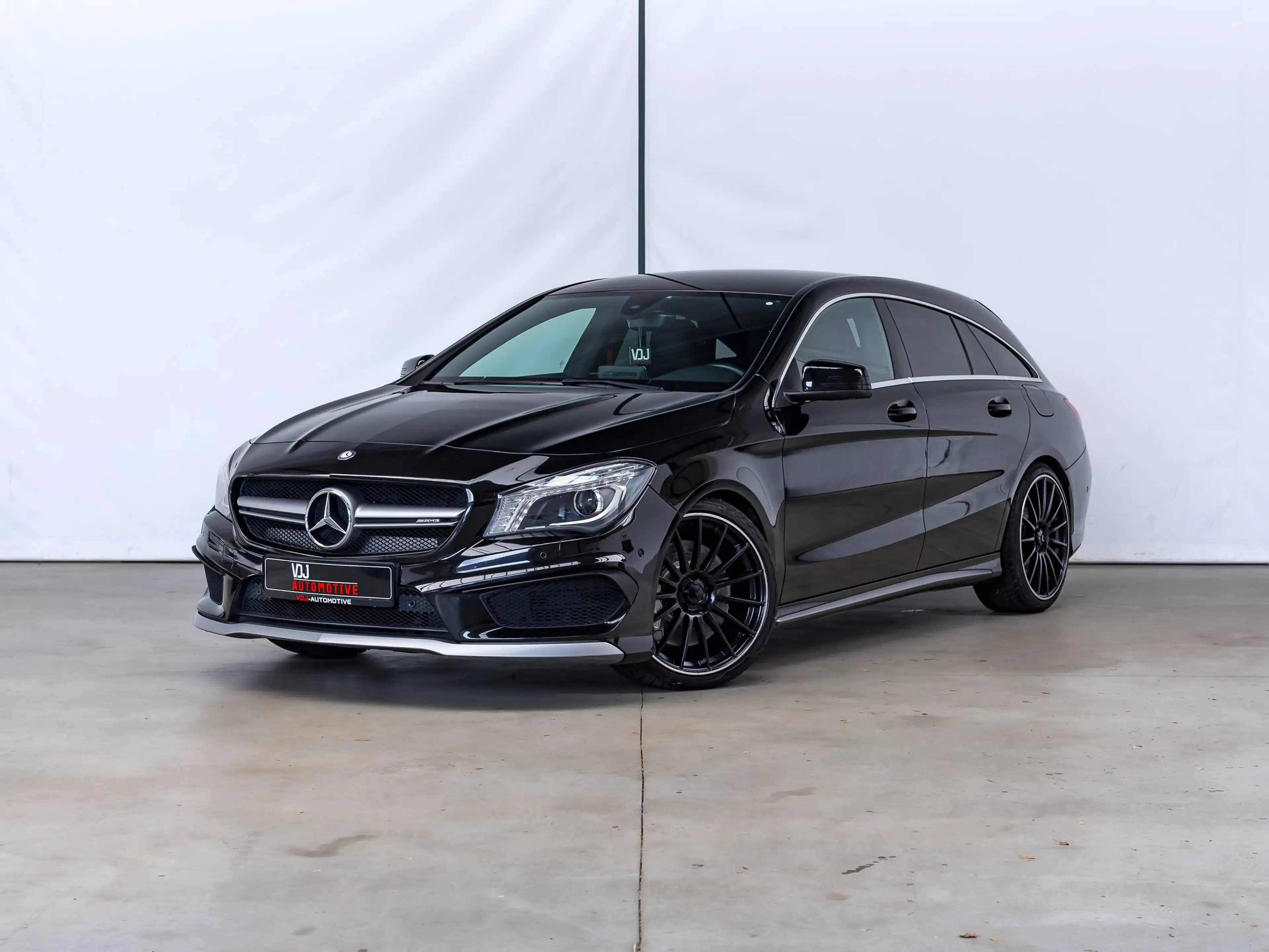 Mercedes-Benz CLA 45 AMG SHOOTING BREAK|4-MATIC|HEATEDSEATS|CAMERA|CC|
